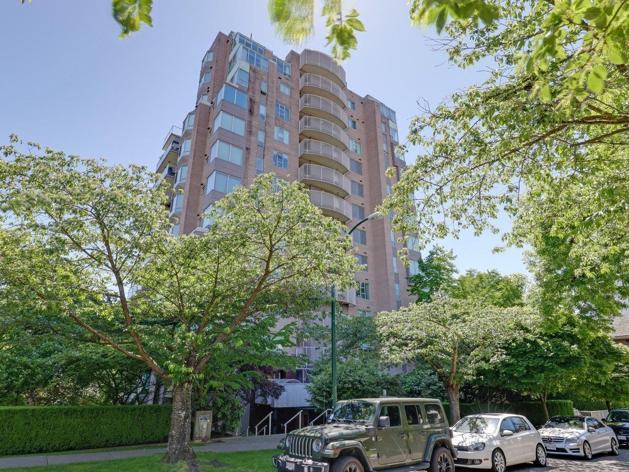 2288 40TH, Vancouver, British Columbia V6M 1W6, 2 Bedrooms Bedrooms, ,2 BathroomsBathrooms,Residential Attached,For Sale,40TH,R2705900
