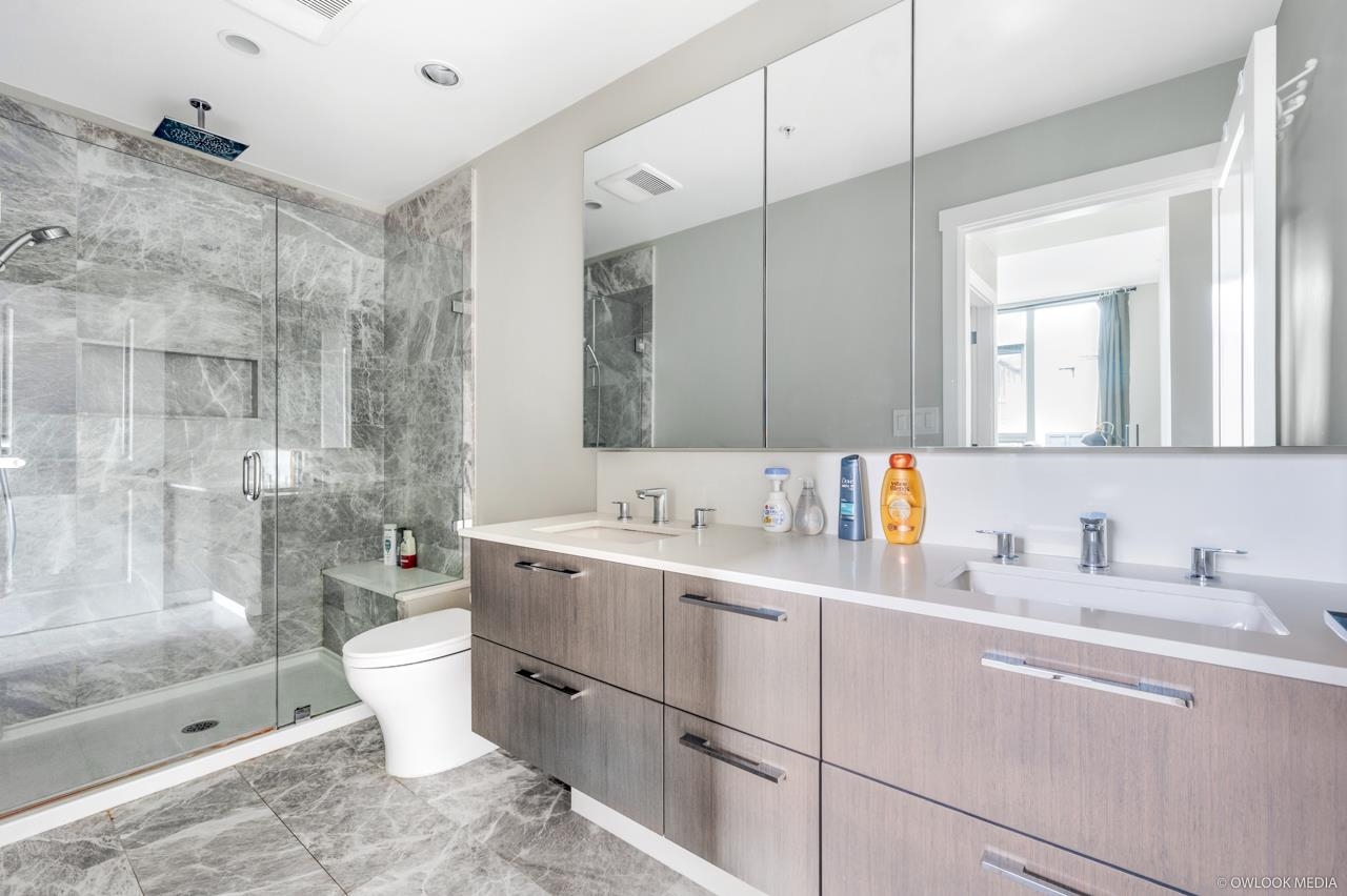 5687 GRAY, Vancouver, British Columbia V6S 0K7, 2 Bedrooms Bedrooms, ,2 BathroomsBathrooms,Residential Attached,For Sale,GRAY,R2706810