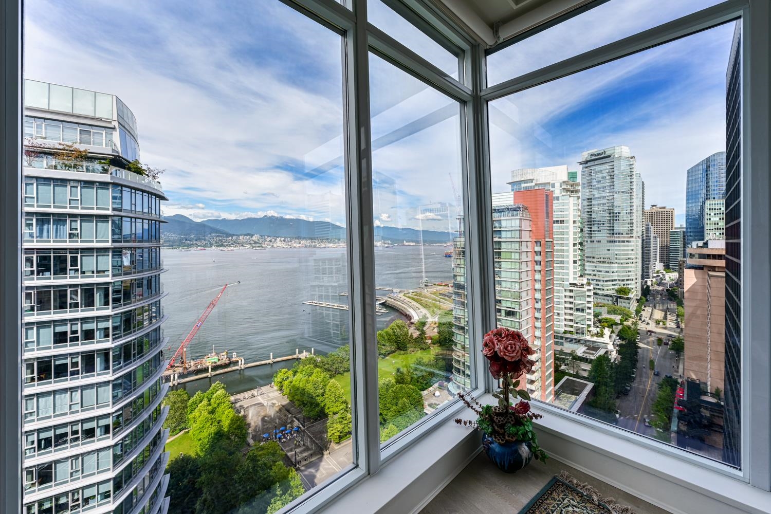 1205 HASTINGS, Vancouver, British Columbia V6E 4T7, 2 Bedrooms Bedrooms, ,2 BathroomsBathrooms,Residential Attached,For Sale,HASTINGS,R2708884