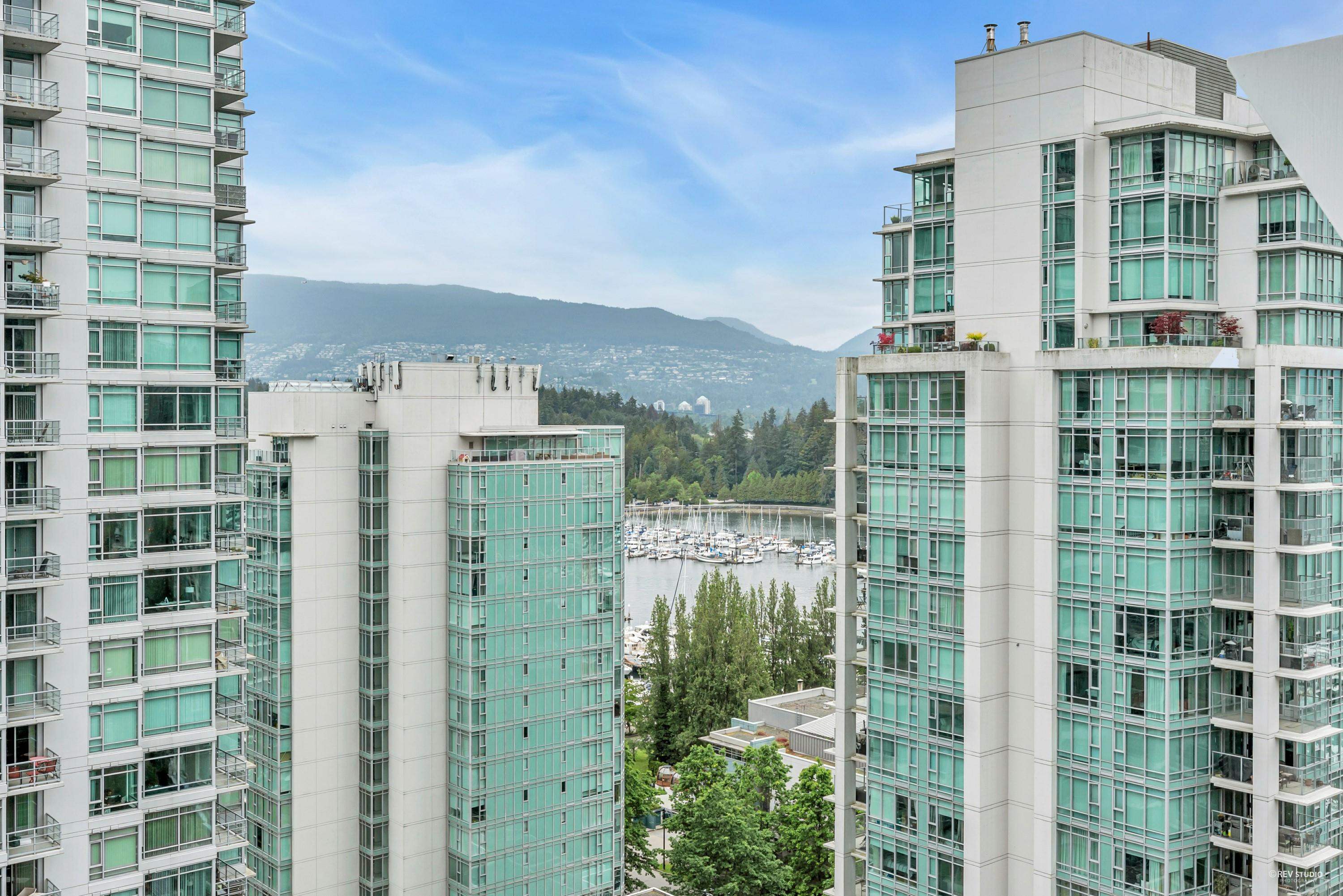 620 CARDERO, Vancouver, British Columbia V6G 0C7, 1 Bedroom Bedrooms, ,1 BathroomBathrooms,Residential Attached,For Sale,CARDERO,R2709218