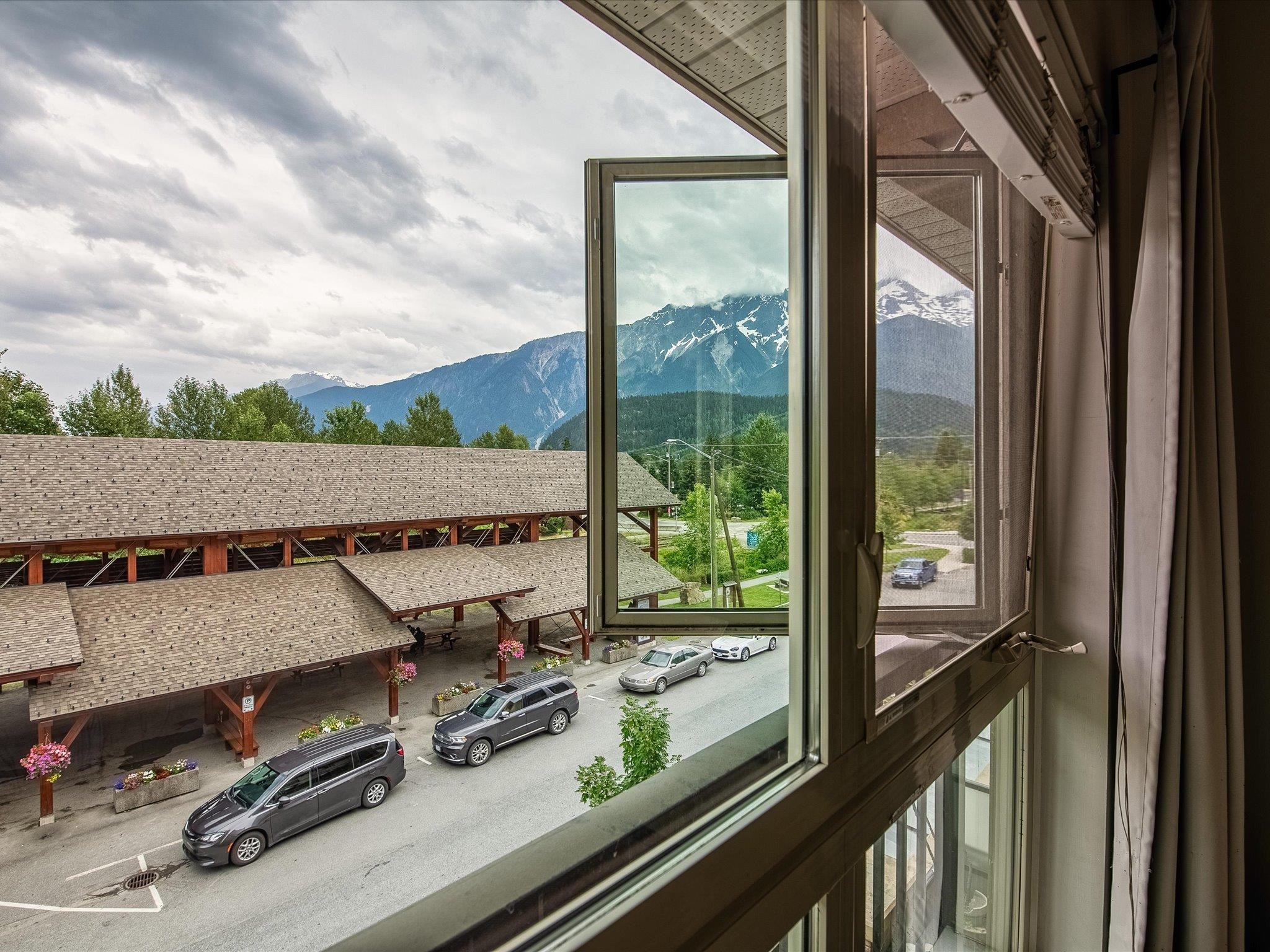 7445 FRONTIER, Pemberton, British Columbia V0N 2L1, 1 Bedroom Bedrooms, ,1 BathroomBathrooms,Residential Attached,For Sale,FRONTIER,R2710231