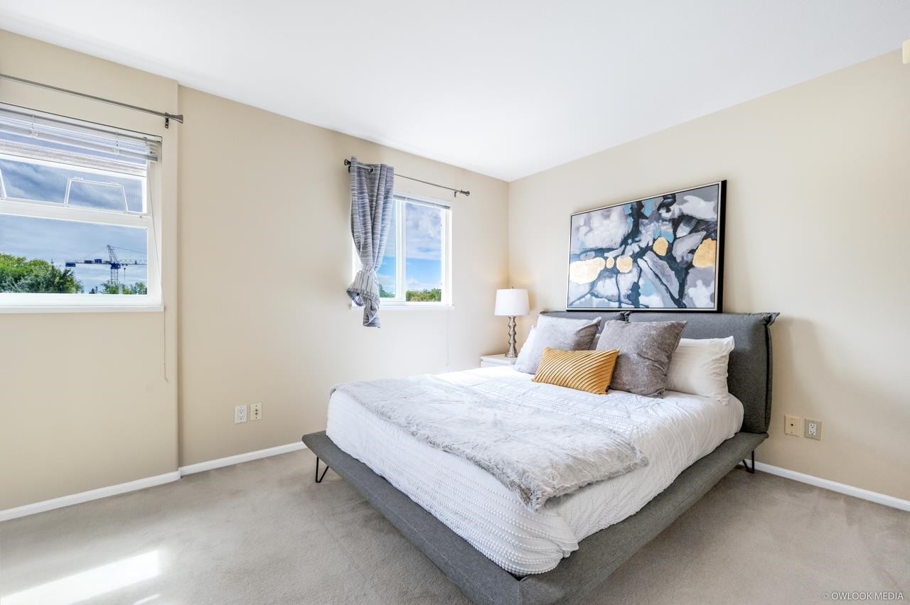 3590 26TH, Vancouver, British Columbia V6S 1N9, 2 Bedrooms Bedrooms, ,2 BathroomsBathrooms,Residential Attached,For Sale,26TH,R2715563