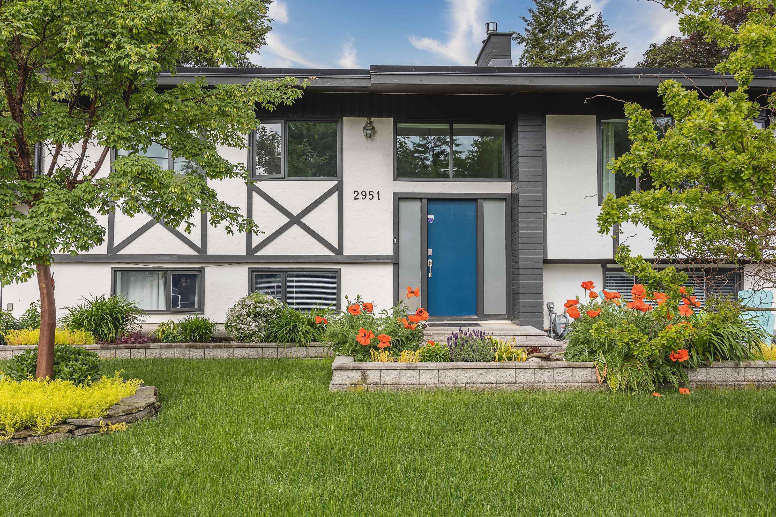 Aldergrove Langley House/Single Family for sale:  5 bedroom 2,499 sq.ft. (Listed 2022-08-12)