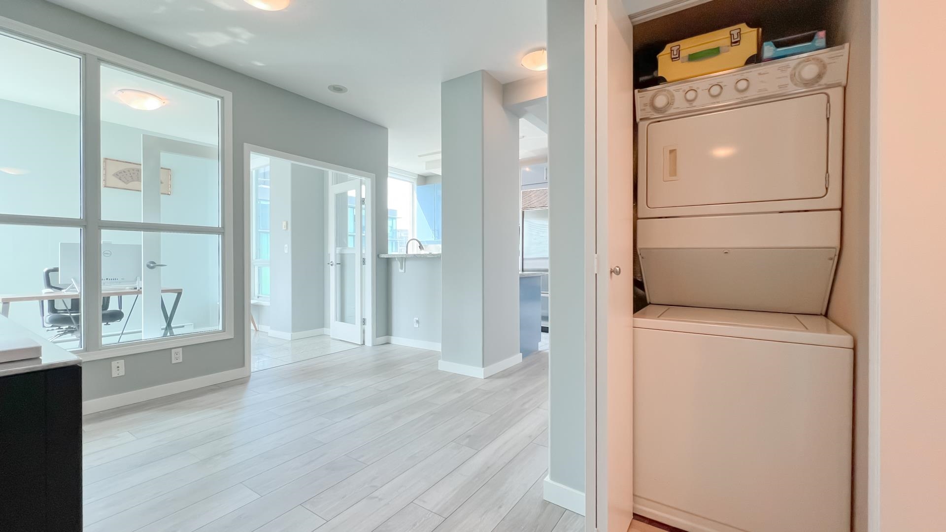 1328 PENDER, Vancouver, British Columbia V6E 4T1, 3 Bedrooms Bedrooms, ,3 BathroomsBathrooms,Residential Attached,For Sale,PENDER,R2716239