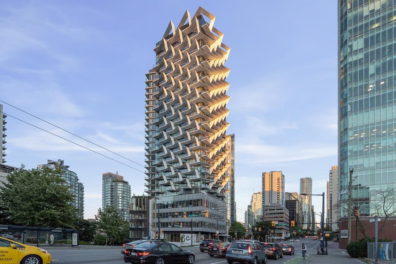 Coal Harbour Apartment/Condo for sale:  3 bedroom 1,540 sq.ft. (Listed 2022-08-30)