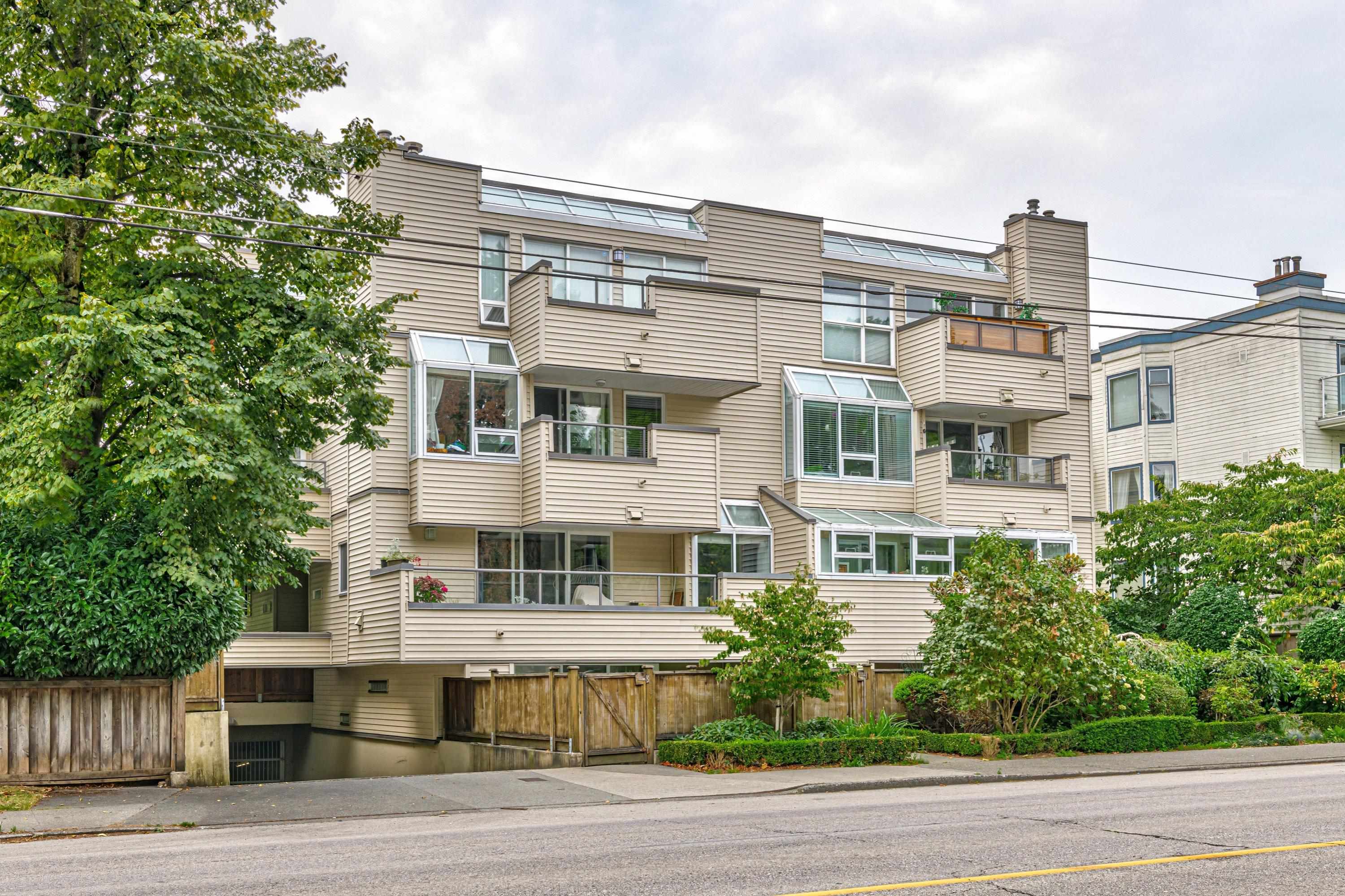 3250 4TH, Vancouver, British Columbia V6K 1R9, 1 Bedroom Bedrooms, ,1 BathroomBathrooms,Residential Attached,For Sale,4TH,R2723146