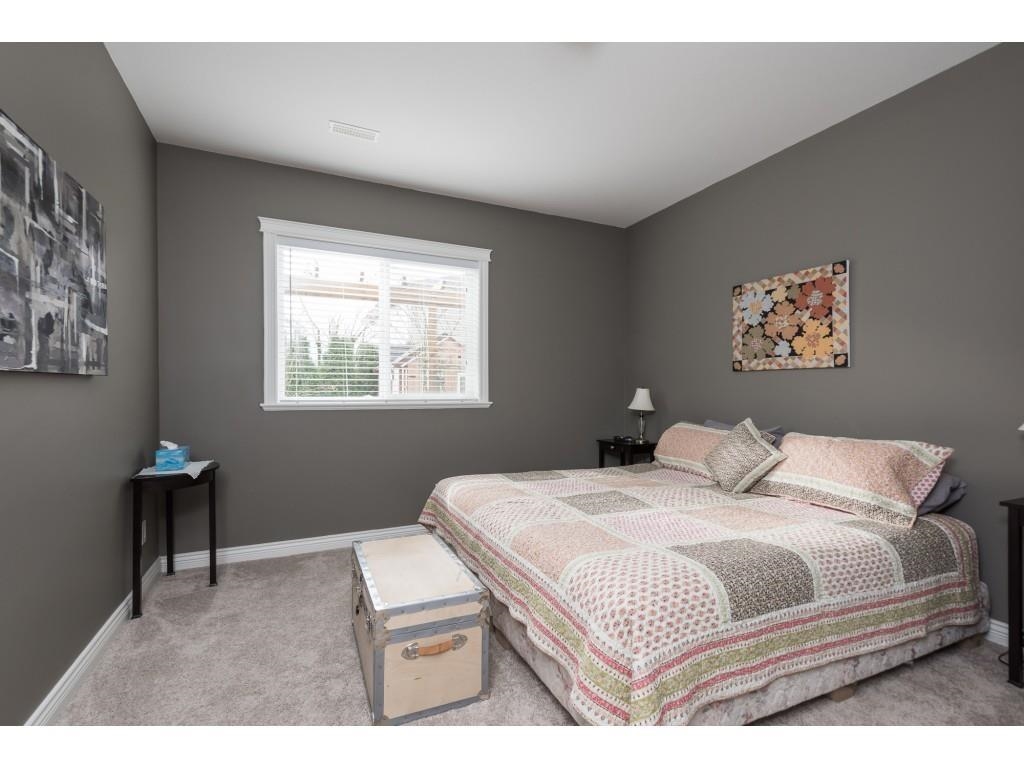 45720 SAFFLOWER, British Columbia V2R 0H6, 5 Bedrooms Bedrooms, ,3 BathroomsBathrooms,Residential Detached,For Sale,SAFFLOWER,R2725666