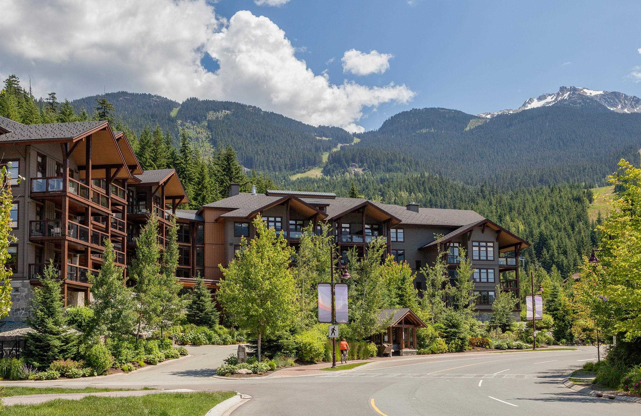 Whistler Creek Apartment/Condo for sale:  2 bedroom 1,008 sq.ft. (Listed 2022-09-26)