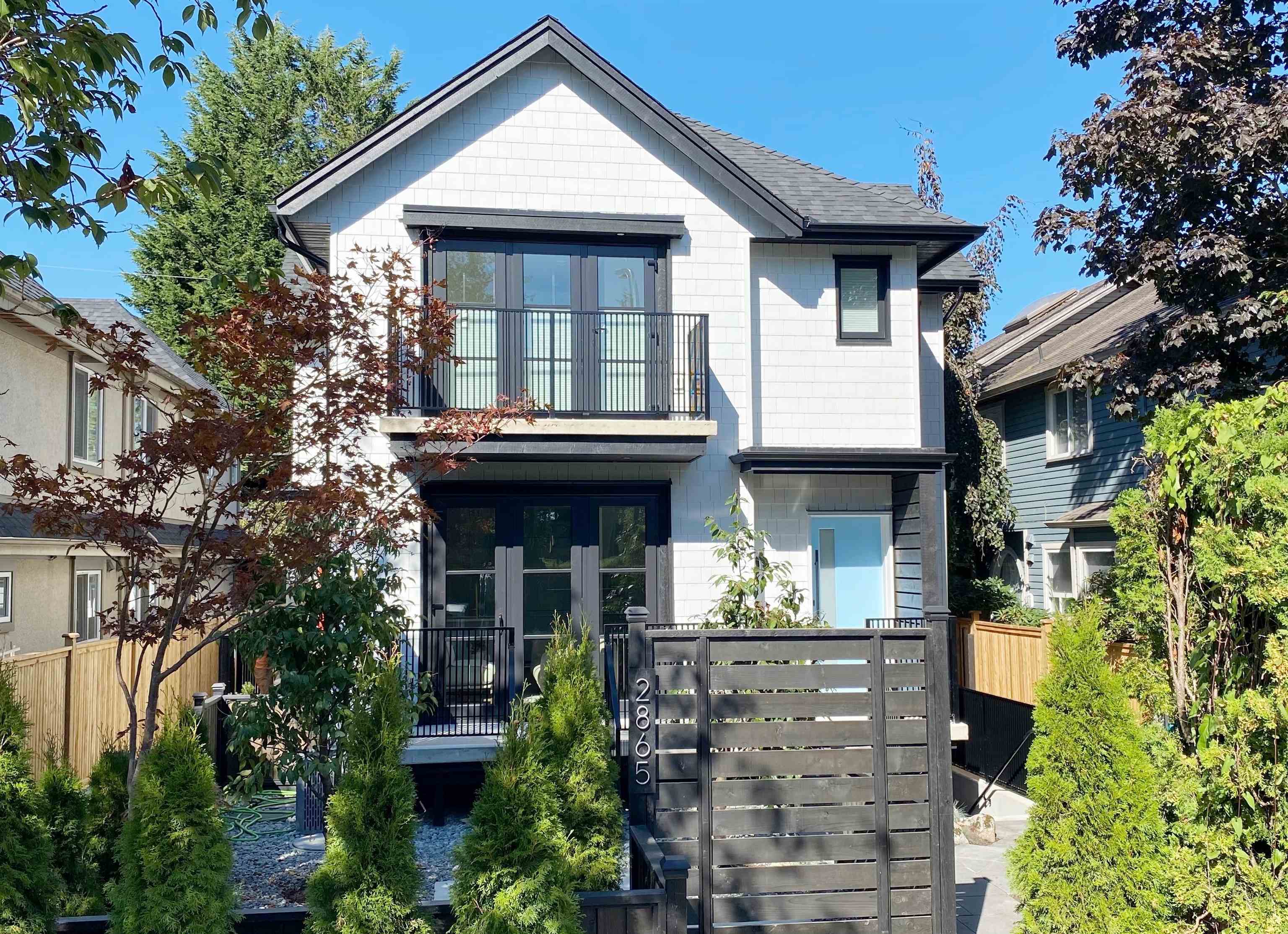 2865 16TH, Vancouver, British Columbia V6K 3C5, 3 Bedrooms Bedrooms, ,3 BathroomsBathrooms,Residential Attached,For Sale,16TH,R2727371