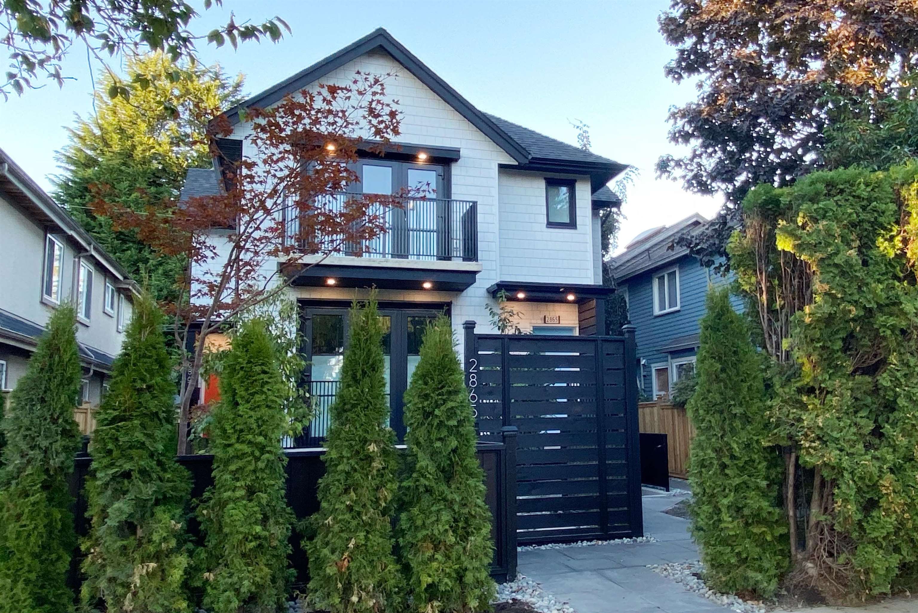 2867 16TH, Vancouver, British Columbia V6K 3C5, 3 Bedrooms Bedrooms, ,3 BathroomsBathrooms,Residential Attached,For Sale,16TH,R2727385