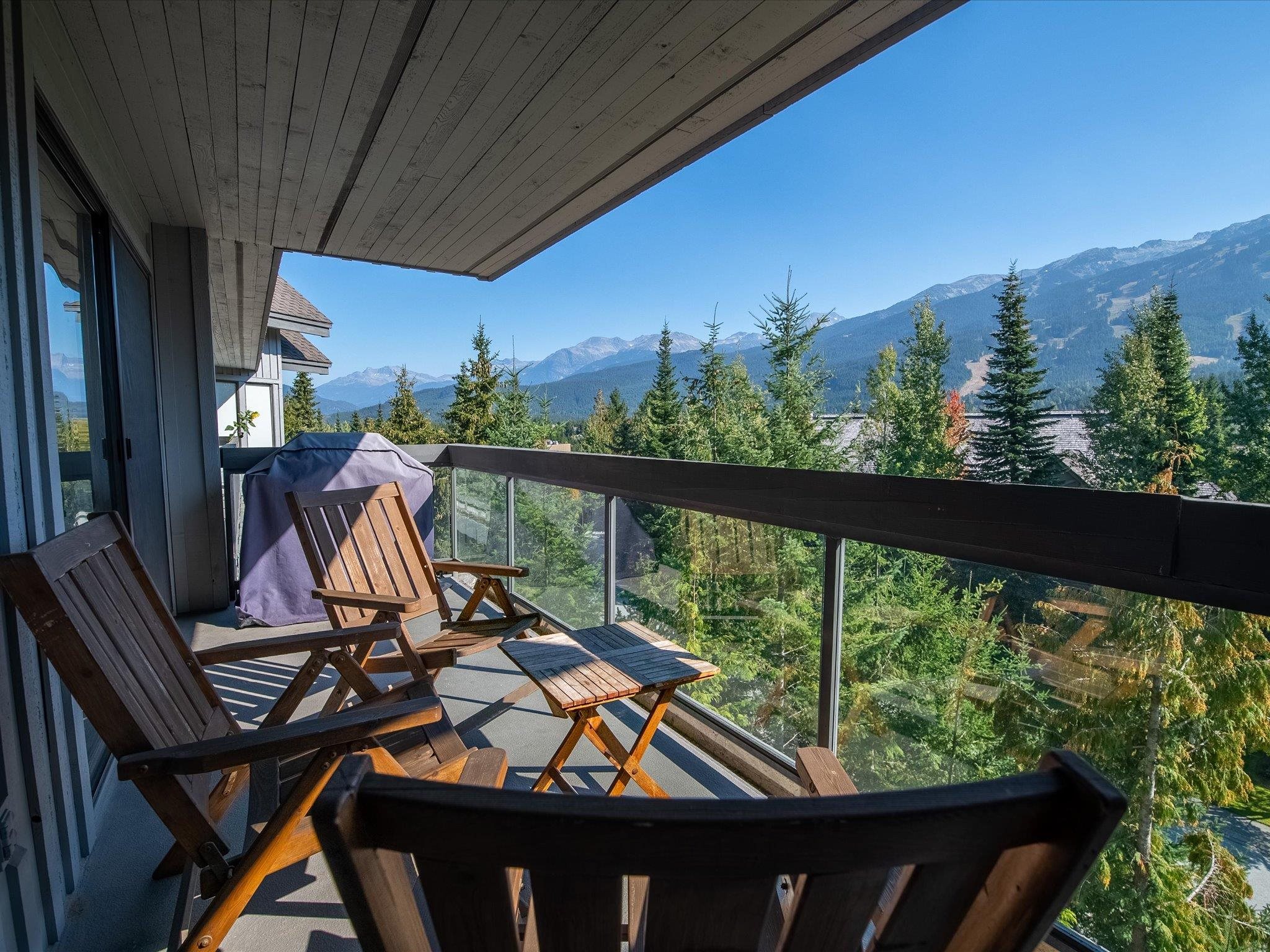 3212 BLUEBERRY, Whistler, British Columbia V8E 0T5, 4 Bedrooms Bedrooms, ,3 BathroomsBathrooms,Residential Attached,For Sale,BLUEBERRY,R2727858