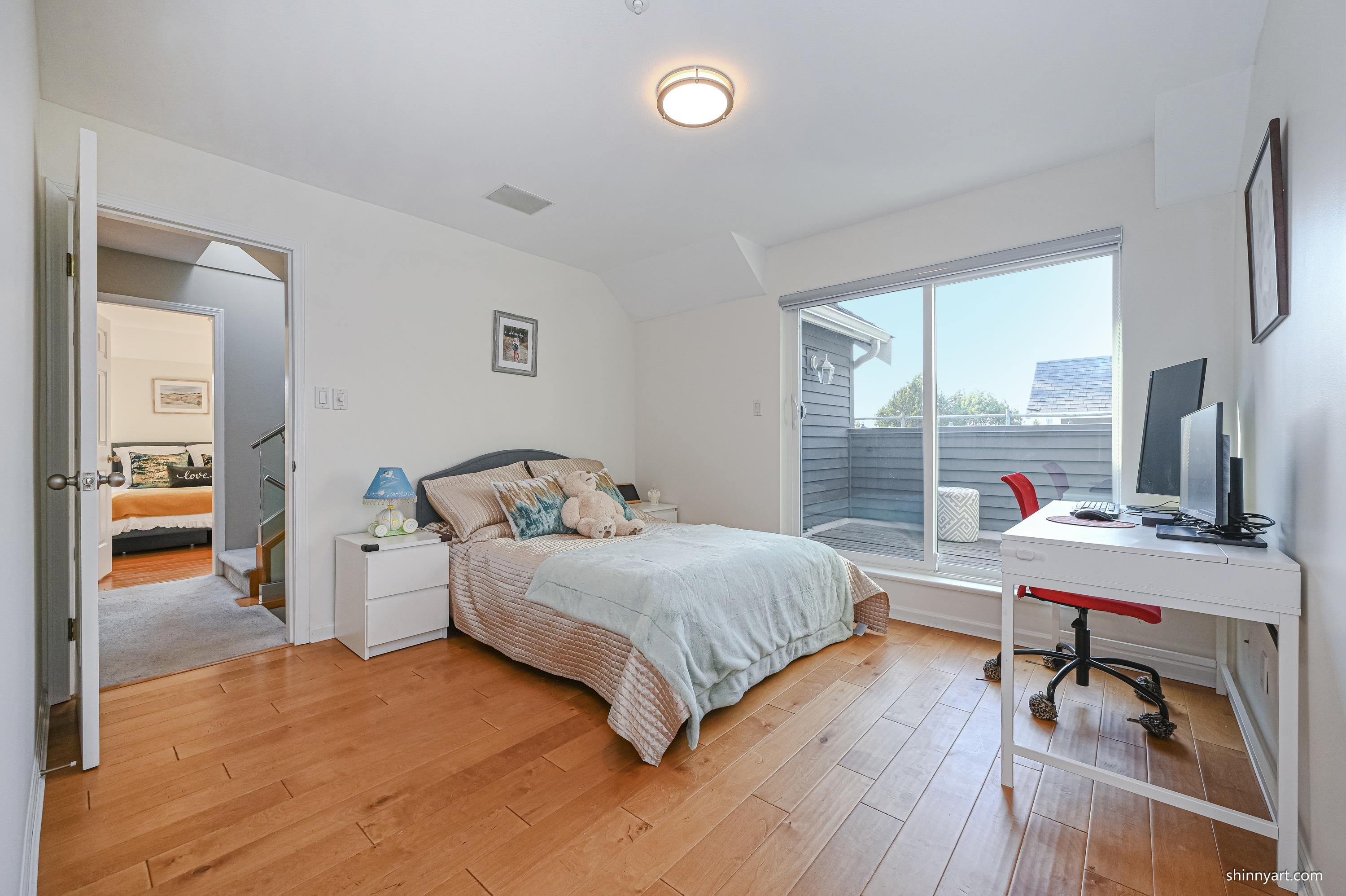 2342 6TH, Vancouver, British Columbia V6K 1V9, 2 Bedrooms Bedrooms, ,2 BathroomsBathrooms,Residential Attached,For Sale,6TH,R2730619