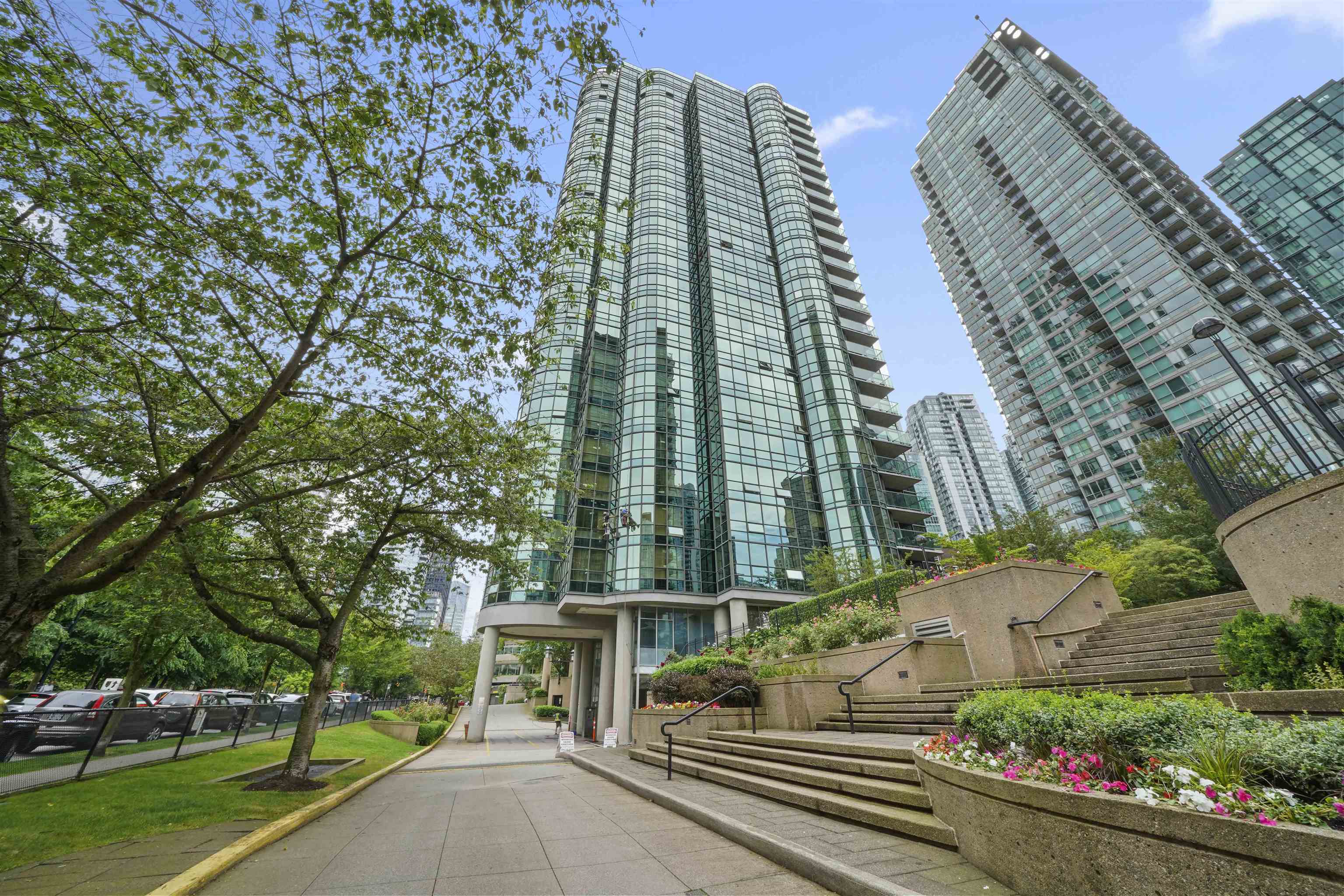 555 JERVIS, Vancouver, British Columbia V6E 4N1, 1 Bedroom Bedrooms, ,1 BathroomBathrooms,Residential Attached,For Sale,JERVIS,R2730655