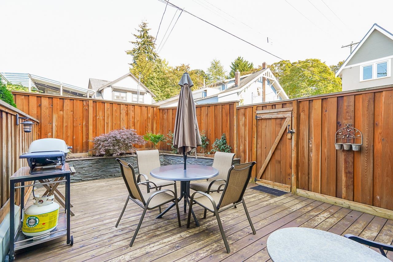 3437 4TH, Vancouver, British Columbia V6R 1N7, 2 Bedrooms Bedrooms, ,1 BathroomBathrooms,Residential Attached,For Sale,4TH,R2731530