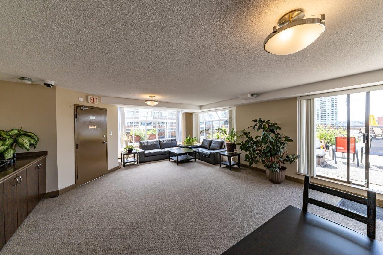 1333 HORNBY, Vancouver, British Columbia V6Z 2C1, 1 Bedroom Bedrooms, ,1 BathroomBathrooms,Residential Attached,For Sale,HORNBY,R2731972