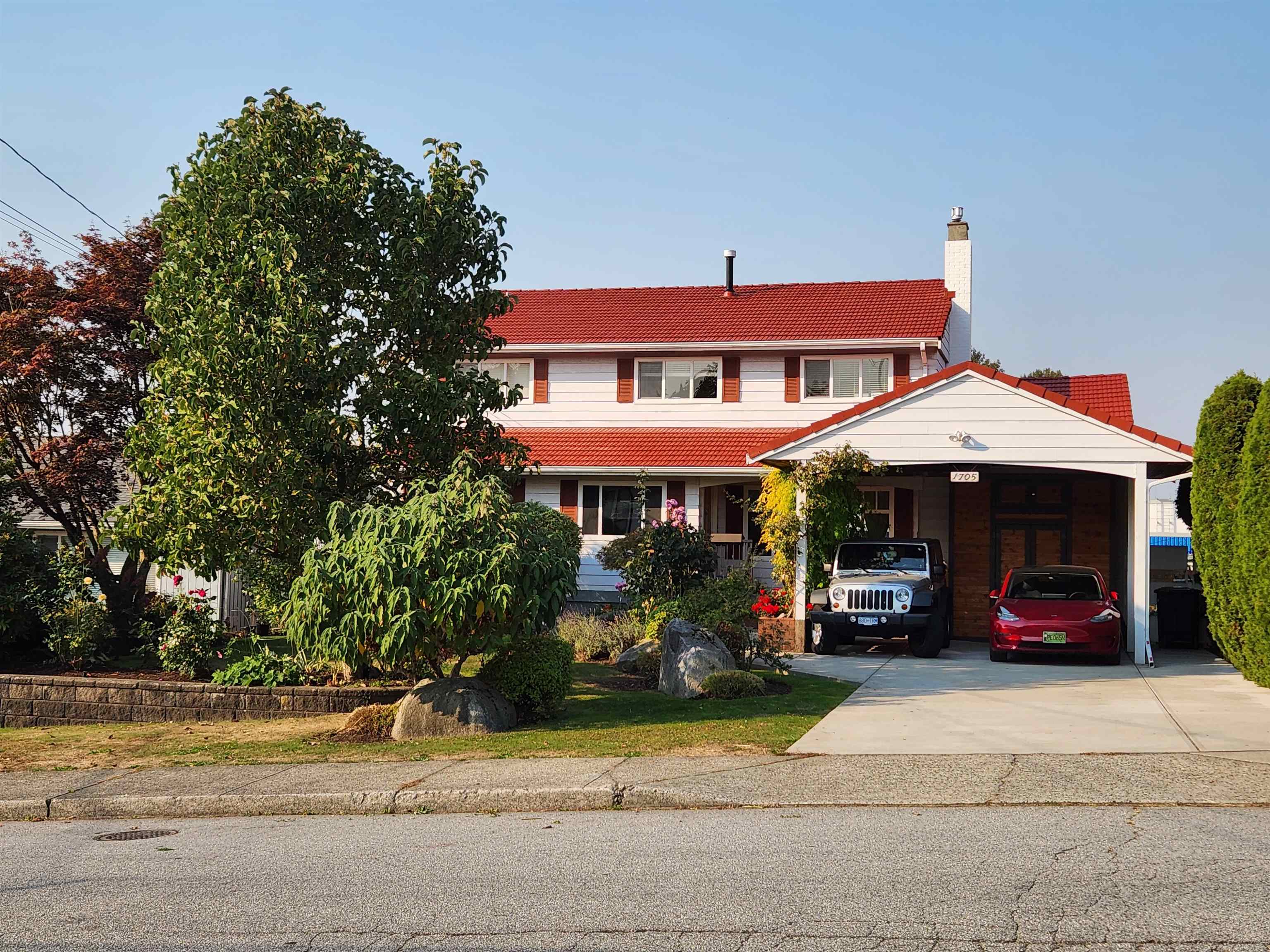 For Sale 2,138,000 1705 FELL AVENUE, Burnaby, BC