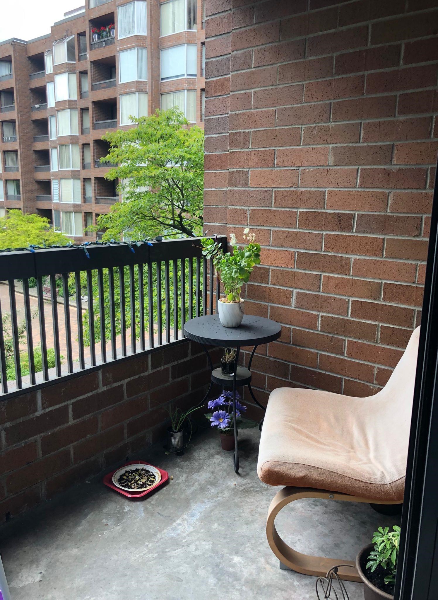 950 DRAKE, Vancouver, British Columbia V6Z 2B9, 1 Bedroom Bedrooms, ,1 BathroomBathrooms,Residential Attached,For Sale,DRAKE,R2735412