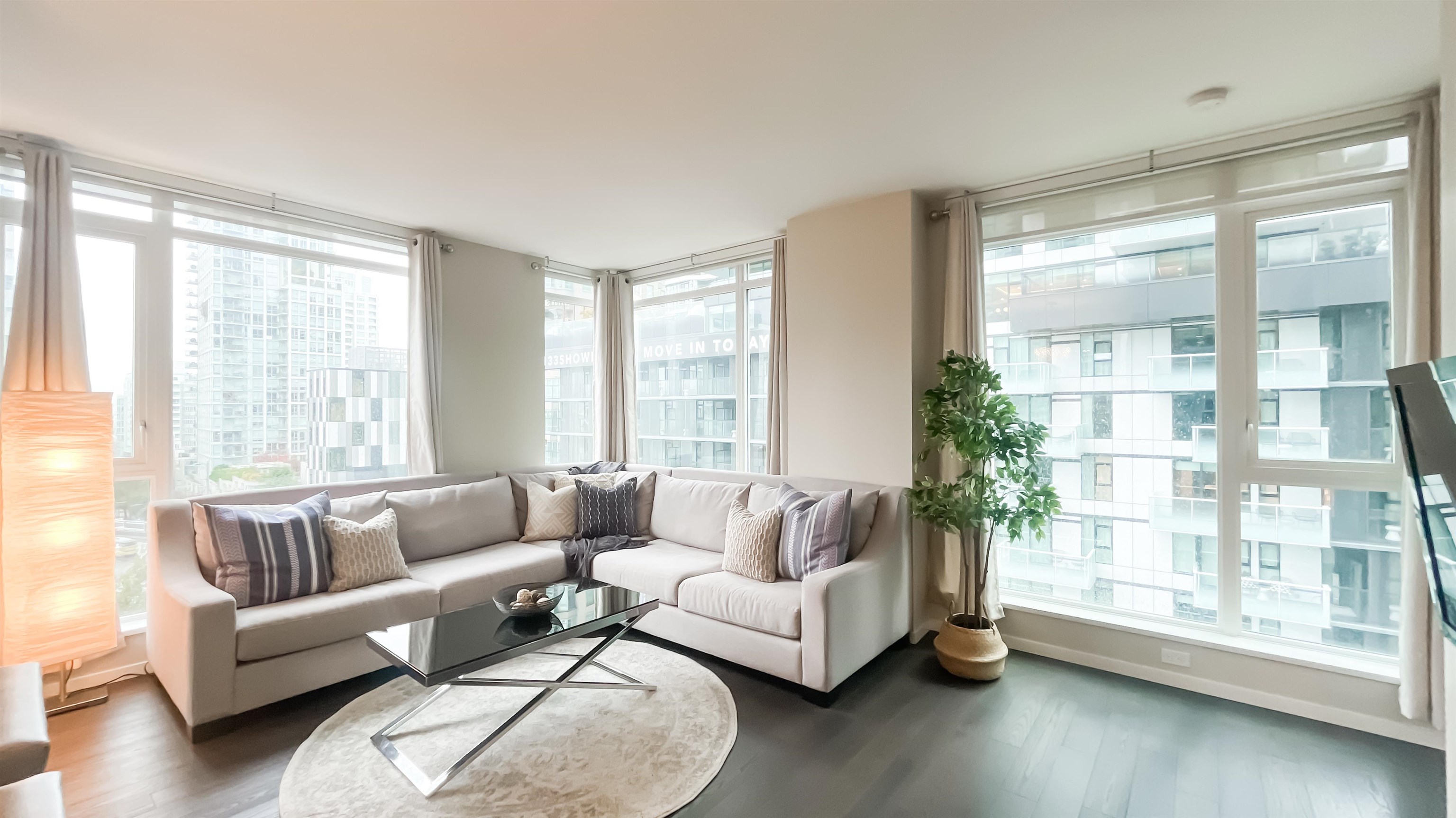 1351 CONTINENTAL, Vancouver, British Columbia V6Z 0C6, 2 Bedrooms Bedrooms, ,2 BathroomsBathrooms,Residential Attached,For Sale,CONTINENTAL,R2736575