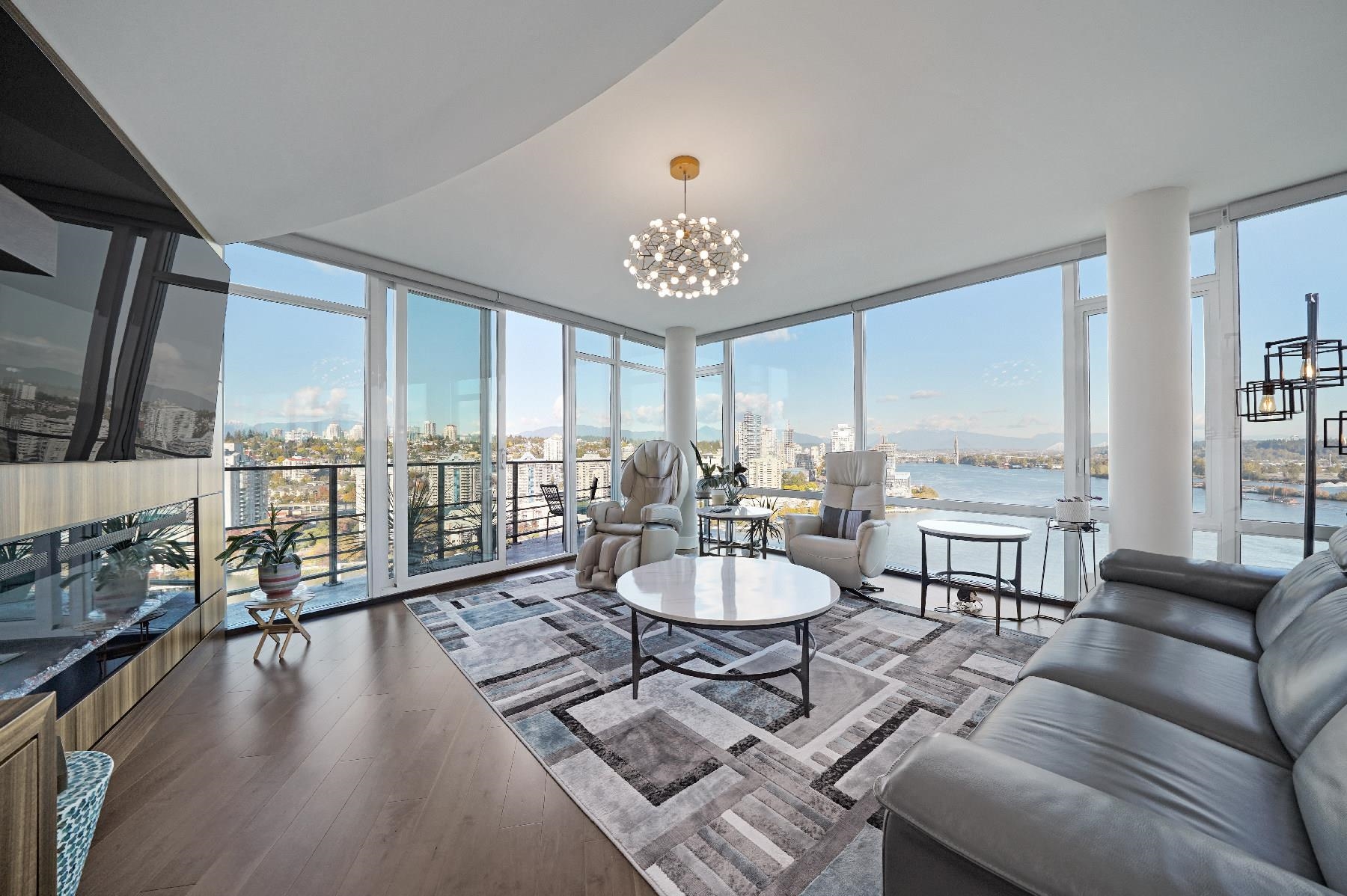 Expired 2103 210 SALTER STREET, New Westminster, BC Zealty