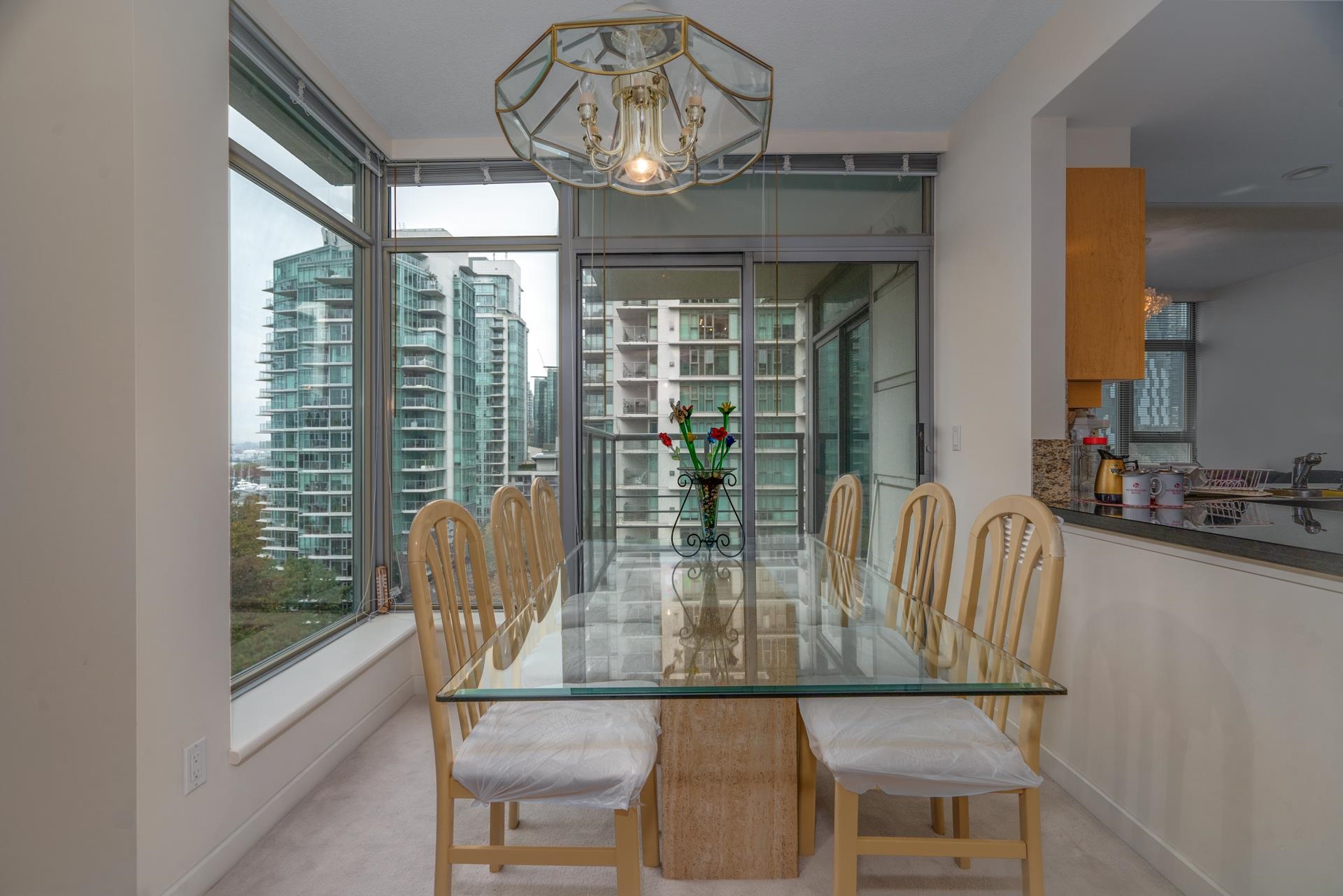 1710 BAYSHORE, Vancouver, British Columbia V6G 3G4, 2 Bedrooms Bedrooms, ,2 BathroomsBathrooms,Residential Attached,For Sale,BAYSHORE,R2737259