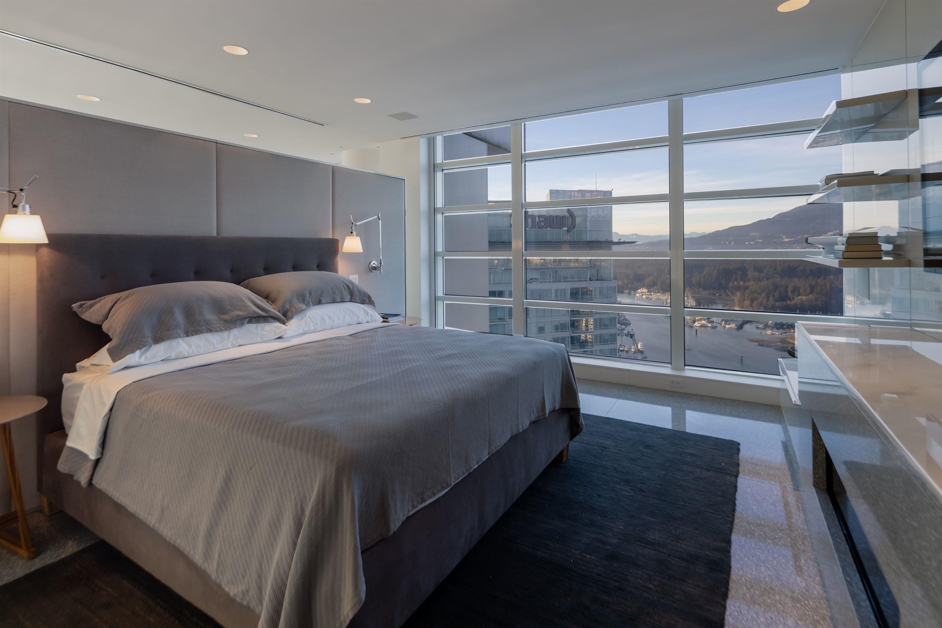 1011 CORDOVA, Vancouver, British Columbia V6C 0B2, 3 Bedrooms Bedrooms, ,4 BathroomsBathrooms,Residential Attached,For Sale,CORDOVA,R2737436