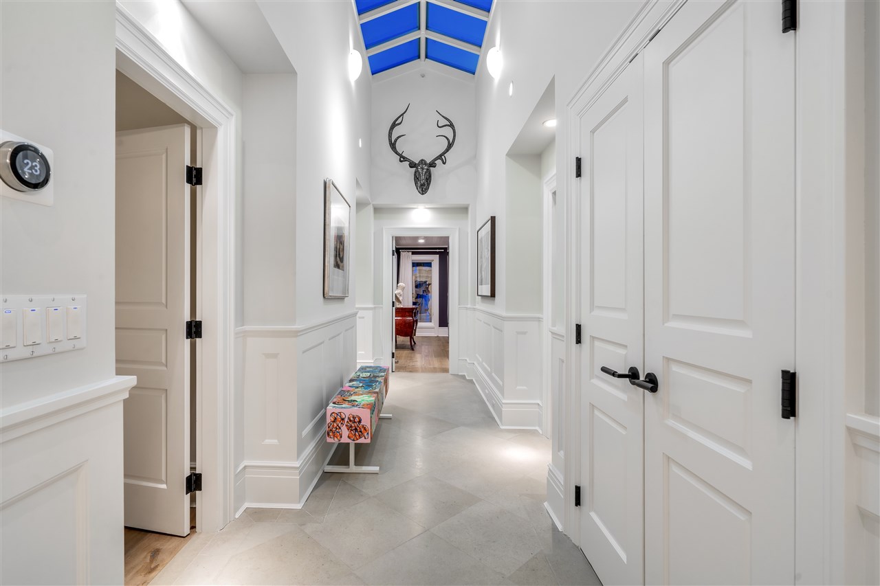 Listing image of 4382 ROSS CRESCENT