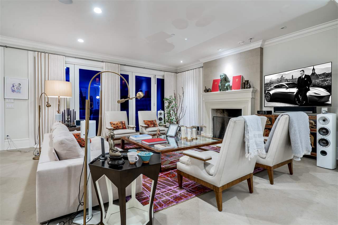 Listing image of 4382 ROSS CRESCENT
