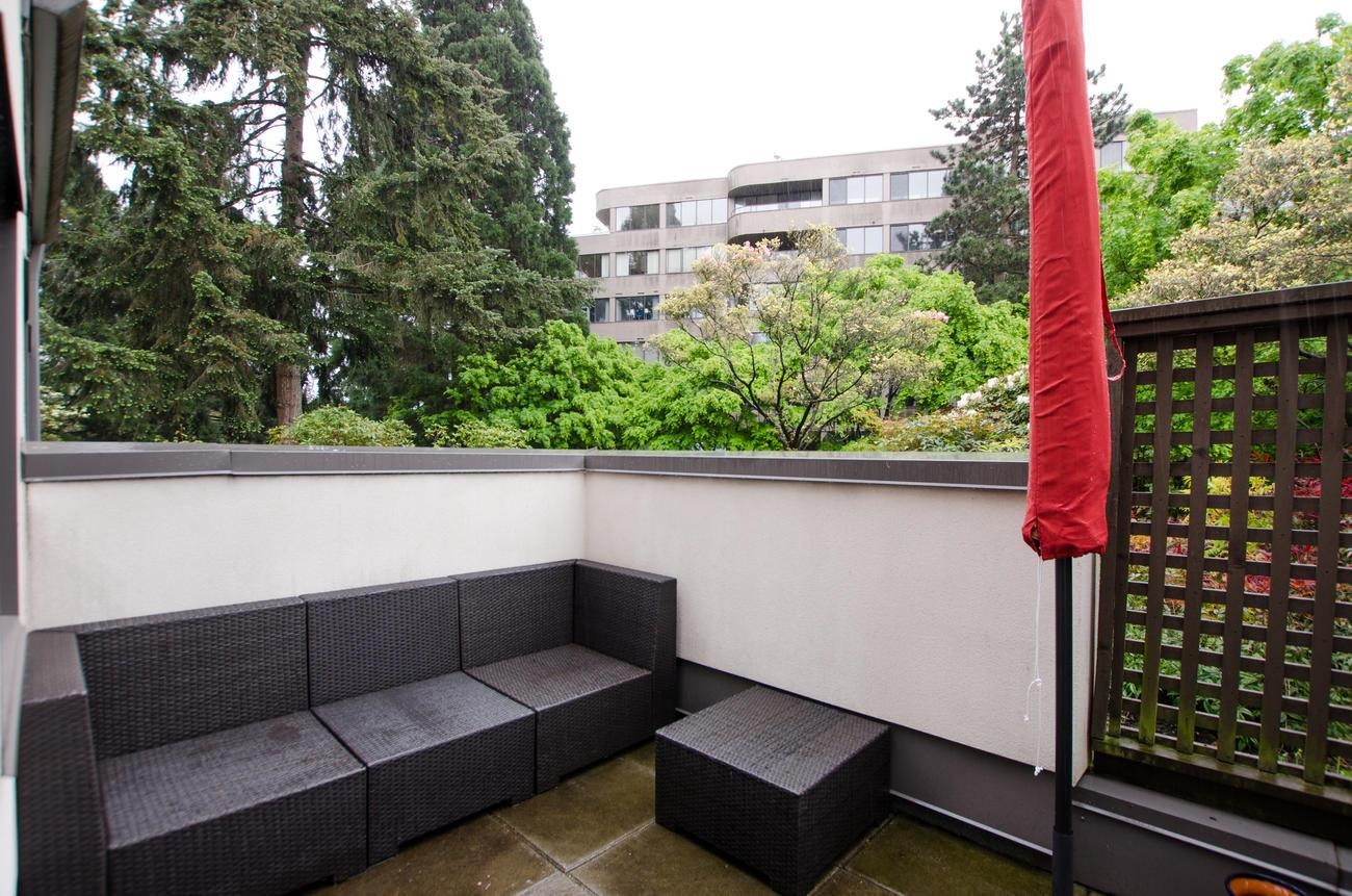 1477 FOUNTAIN, Vancouver, British Columbia V6H 3W9, 2 Bedrooms Bedrooms, ,1 BathroomBathrooms,Residential Attached,For Sale,FOUNTAIN,R2738163