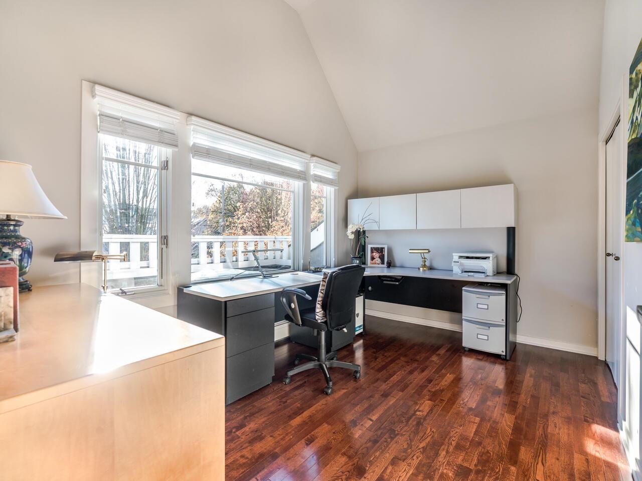 2565 8TH, Vancouver, British Columbia V6K 2B3, 3 Bedrooms Bedrooms, ,3 BathroomsBathrooms,Residential Attached,For Sale,8TH,R2738585