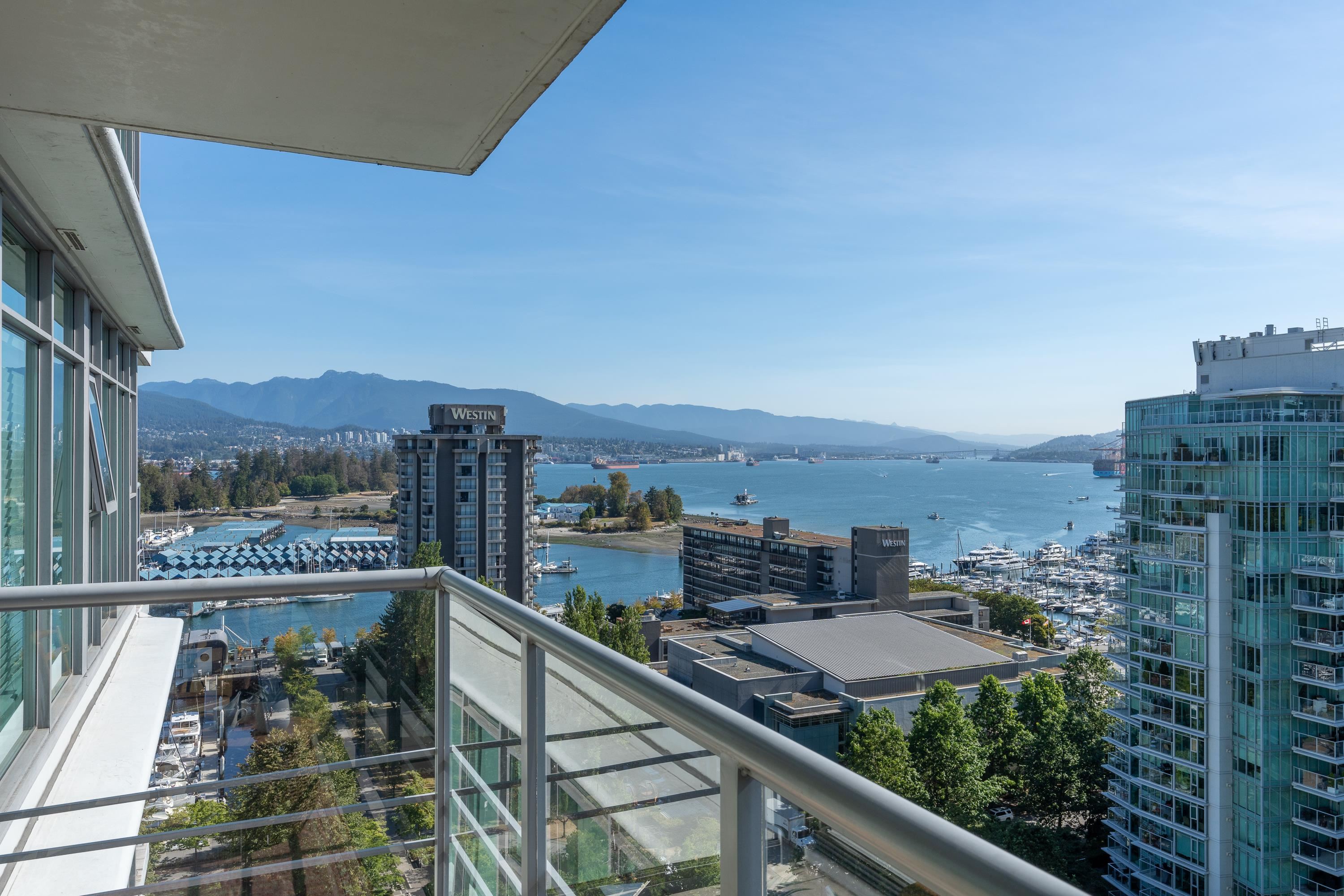 1710 BAYSHORE, Vancouver, British Columbia V6G 3G4, 2 Bedrooms Bedrooms, ,2 BathroomsBathrooms,Residential Attached,For Sale,BAYSHORE,R2738631