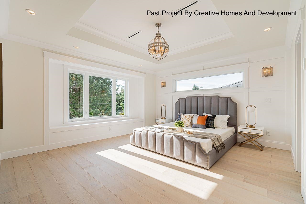 Listing image of 924 VINEY ROAD
