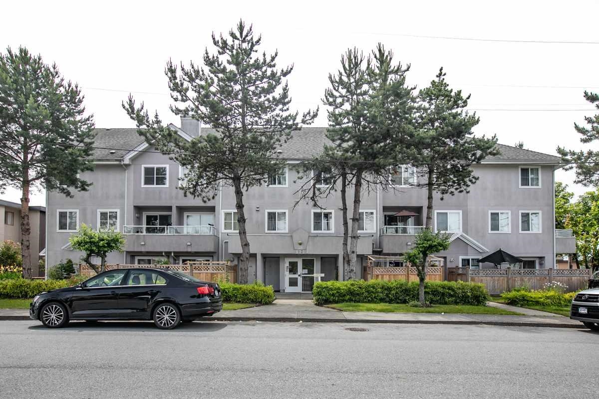 6930 BALMORAL, Burnaby, British Columbia V5E 1J5, 2 Bedrooms Bedrooms, ,1 BathroomBathrooms,Residential Attached,For Sale,BALMORAL,R2738853