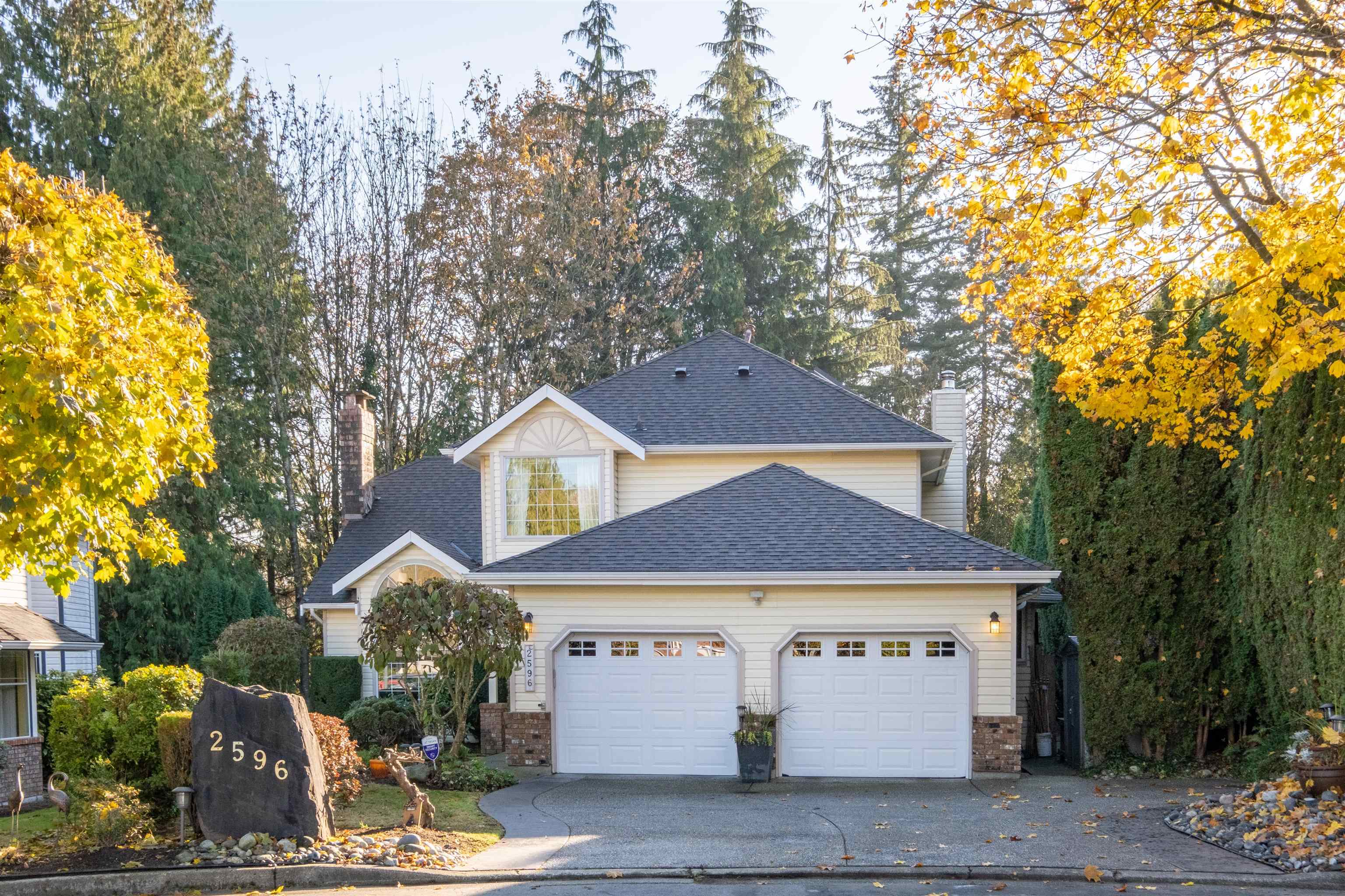 Oakdale House/Single Family for sale:  7 bedroom 4,445 sq.ft. (Listed 2022-11-19)