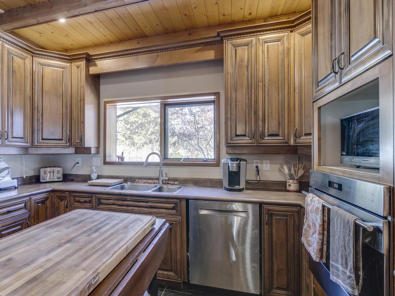 29585 HUDSON AVENUE, Mission, British Columbia House with Acreage, 3 Bedrooms, 3 Bathrooms, Residential Detached,For Sale, MLS-R2739278