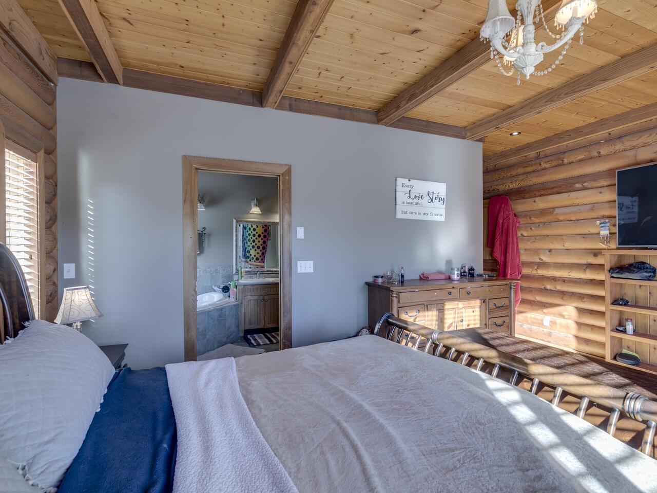 29585 HUDSON AVENUE, Mission, British Columbia House with Acreage, 3 Bedrooms, 3 Bathrooms, Residential Detached,For Sale, MLS-R2739278