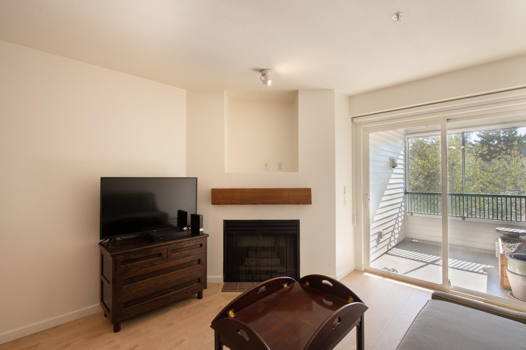 2680 4TH, Vancouver, British Columbia V6K 4S3, 1 Bedroom Bedrooms, ,1 BathroomBathrooms,Residential Attached,For Sale,4TH,R2739472