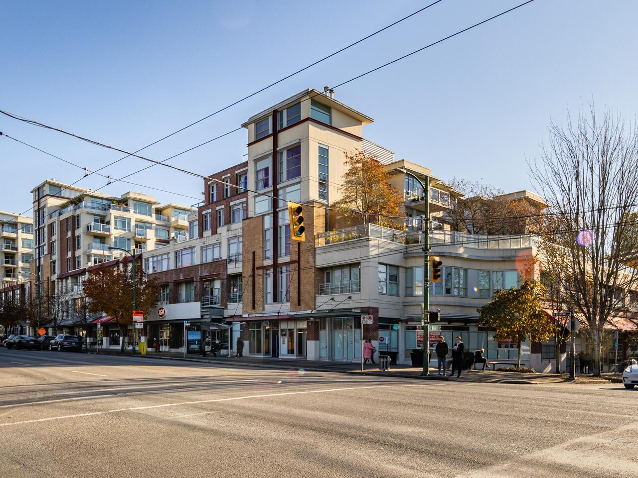 2288 BROADWAY, Vancouver, British Columbia V6K 0B3, 2 Bedrooms Bedrooms, ,2 BathroomsBathrooms,Residential Attached,For Sale,BROADWAY,R2739851