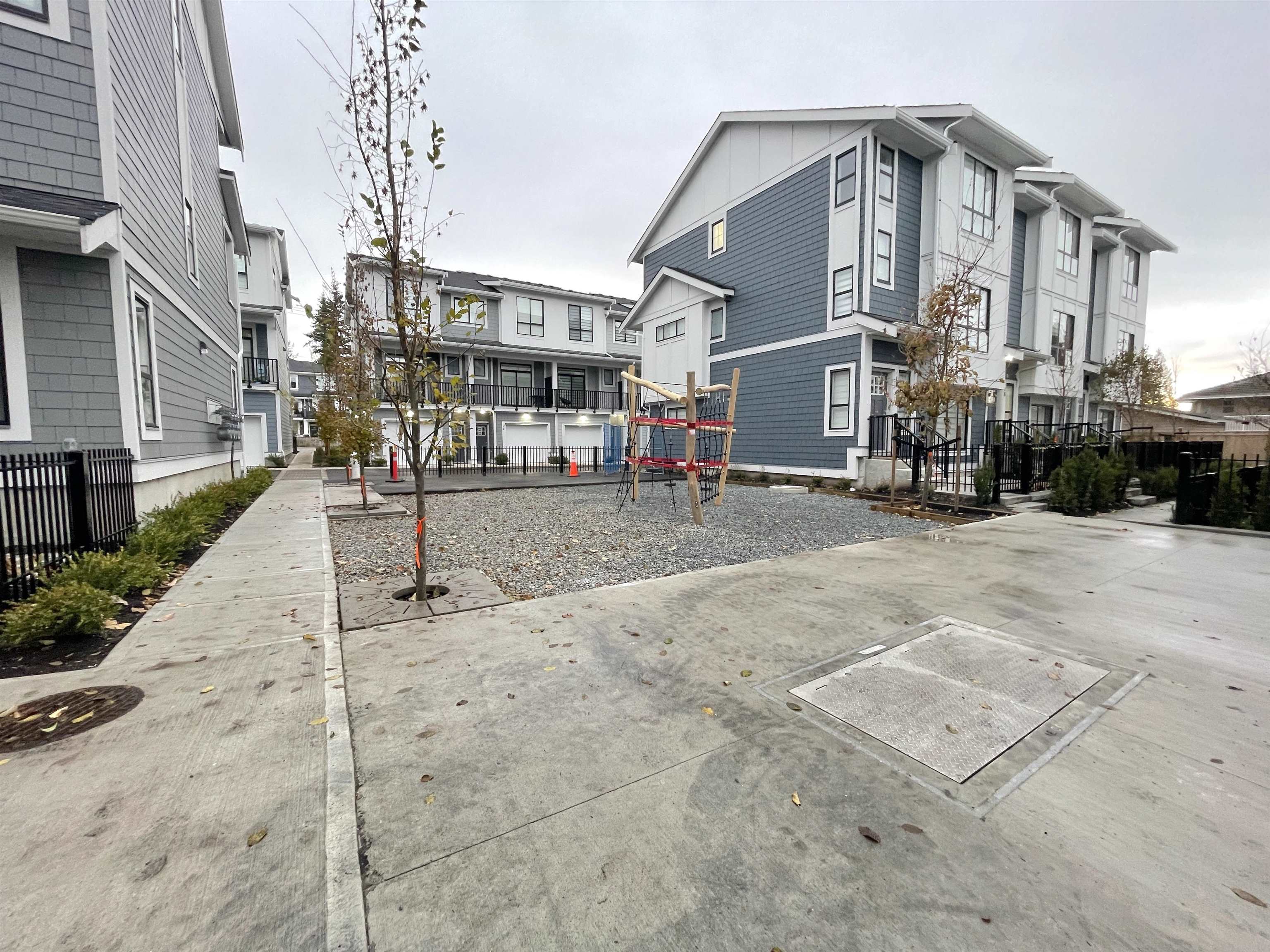 11556 72A, Delta, British Columbia V4C 1A9, 3 Bedrooms Bedrooms, ,2 BathroomsBathrooms,Residential Attached,For Sale,72A,R2740183