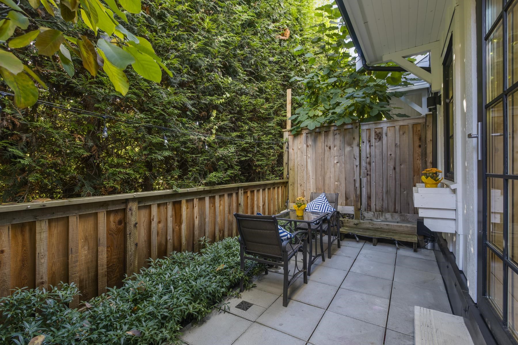 1133 RIDGEWOOD, North Vancouver, British Columbia V7R 0A4, 3 Bedrooms Bedrooms, ,3 BathroomsBathrooms,Residential Attached,For Sale,RIDGEWOOD,R2740571