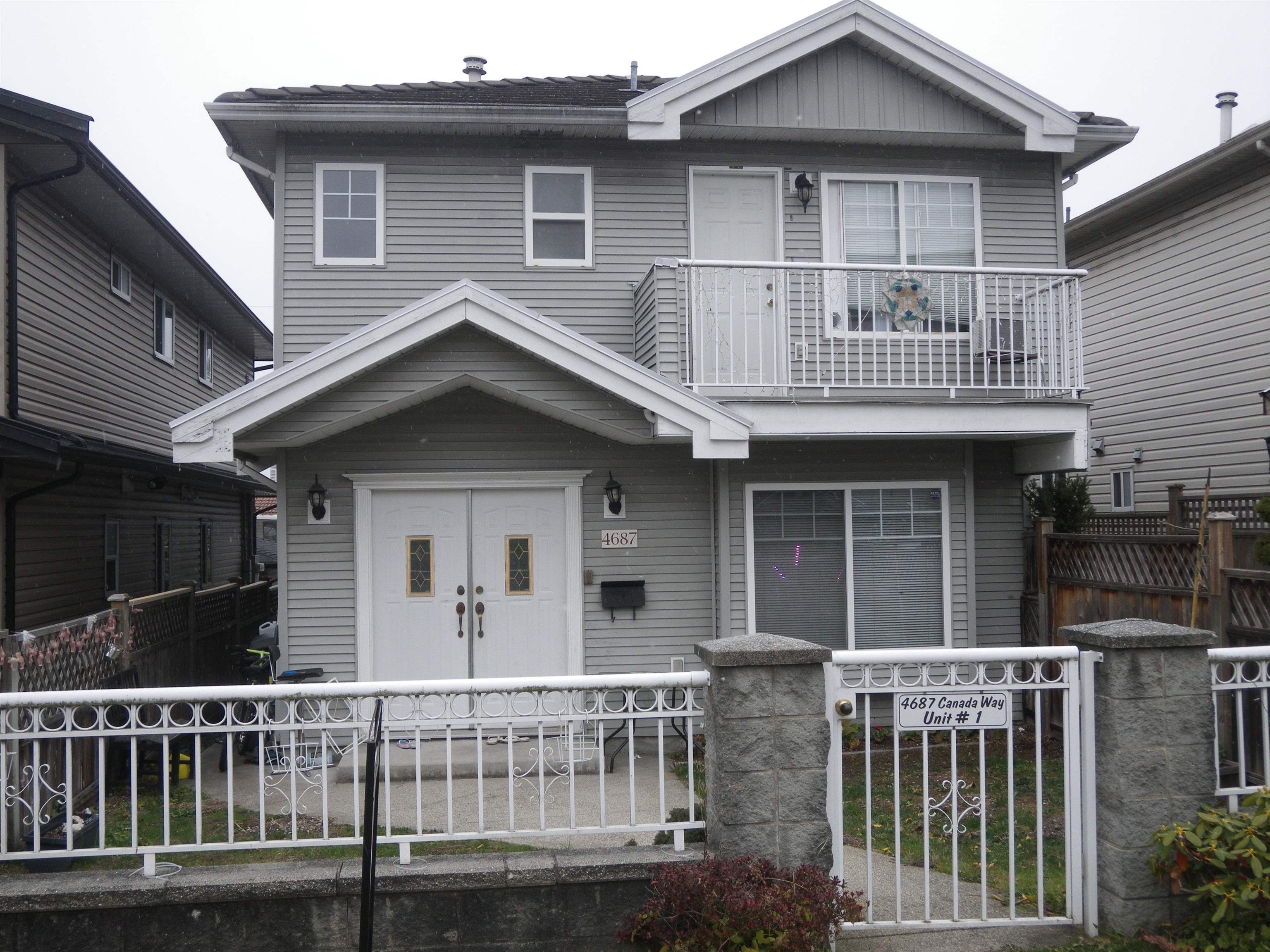 4687 CANADA, Burnaby, British Columbia V5G 1K9, 3 Bedrooms Bedrooms, ,2 BathroomsBathrooms,Residential Attached,For Sale,CANADA,R2740623