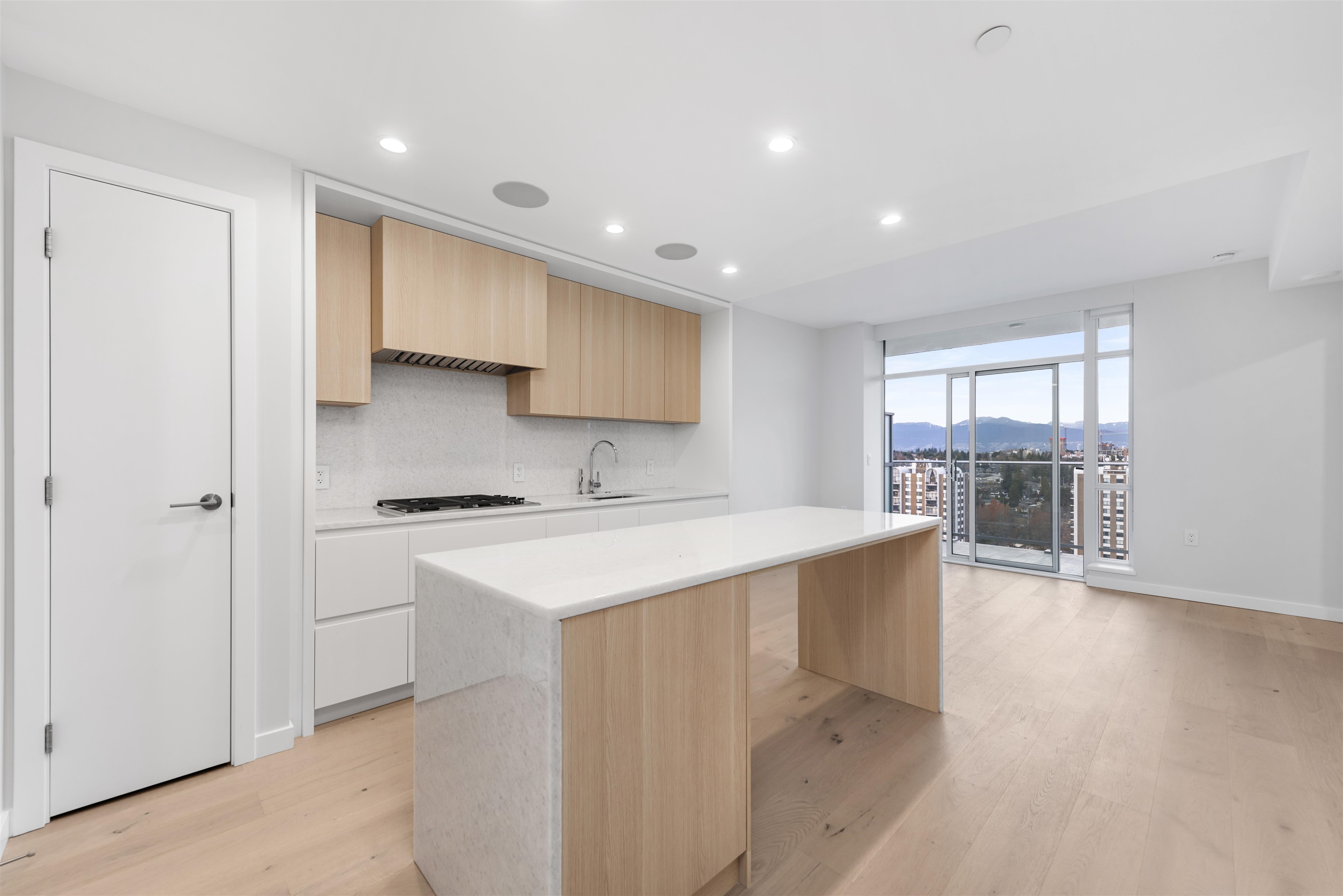 2302-7433 CAMBIE STREET, Vancouver, British Columbia Apartment/Condo, 1 Bedroom, 1 Bathroom, Residential Attached,For Sale, MLS-R2740740, Richmond Condo for Sale
