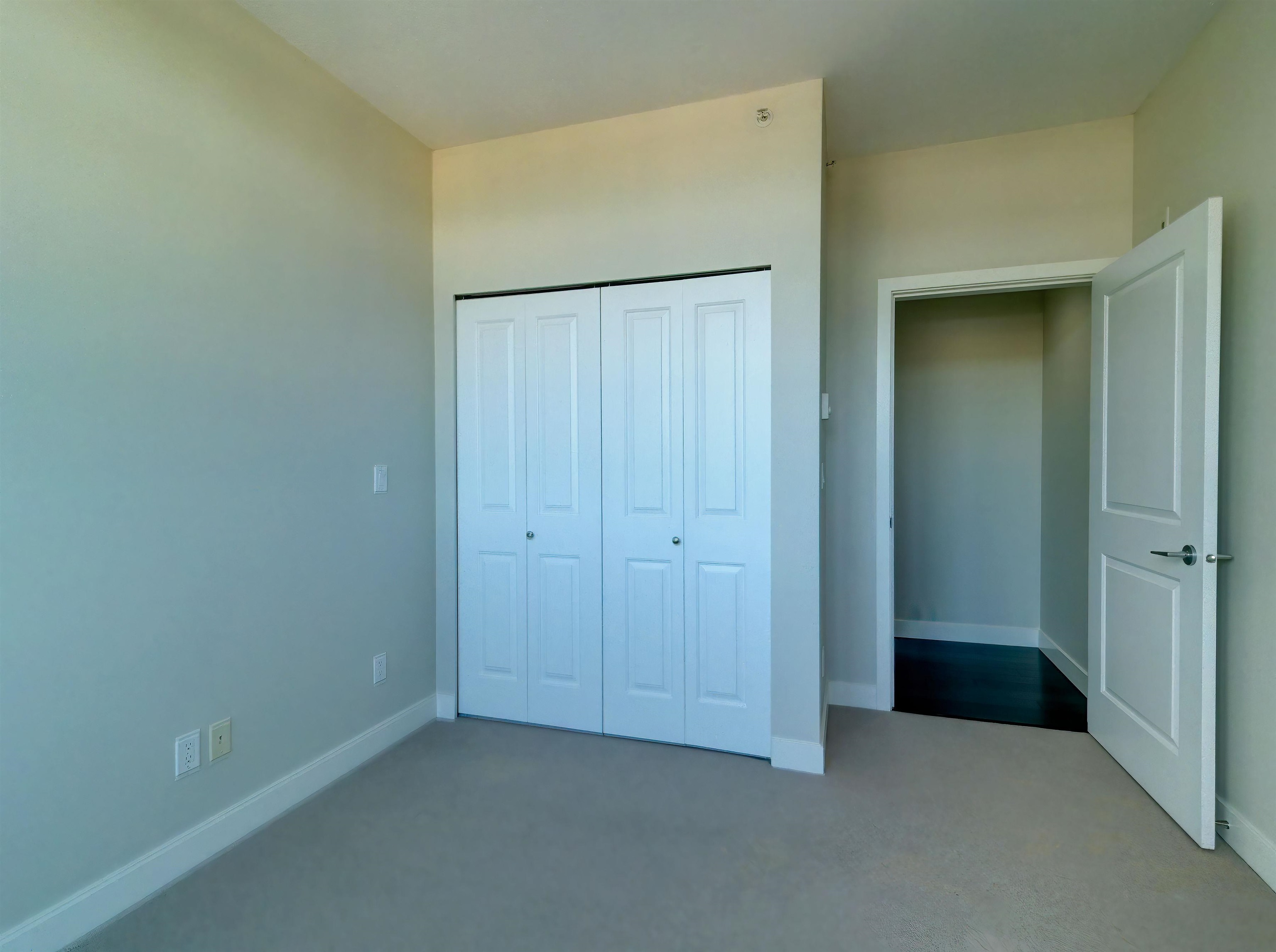 604-5665 TEREDO STREET, Sechelt, British Columbia, 2 Bedrooms Bedrooms, ,2 BathroomsBathrooms,Residential Attached,For Sale,R2741549