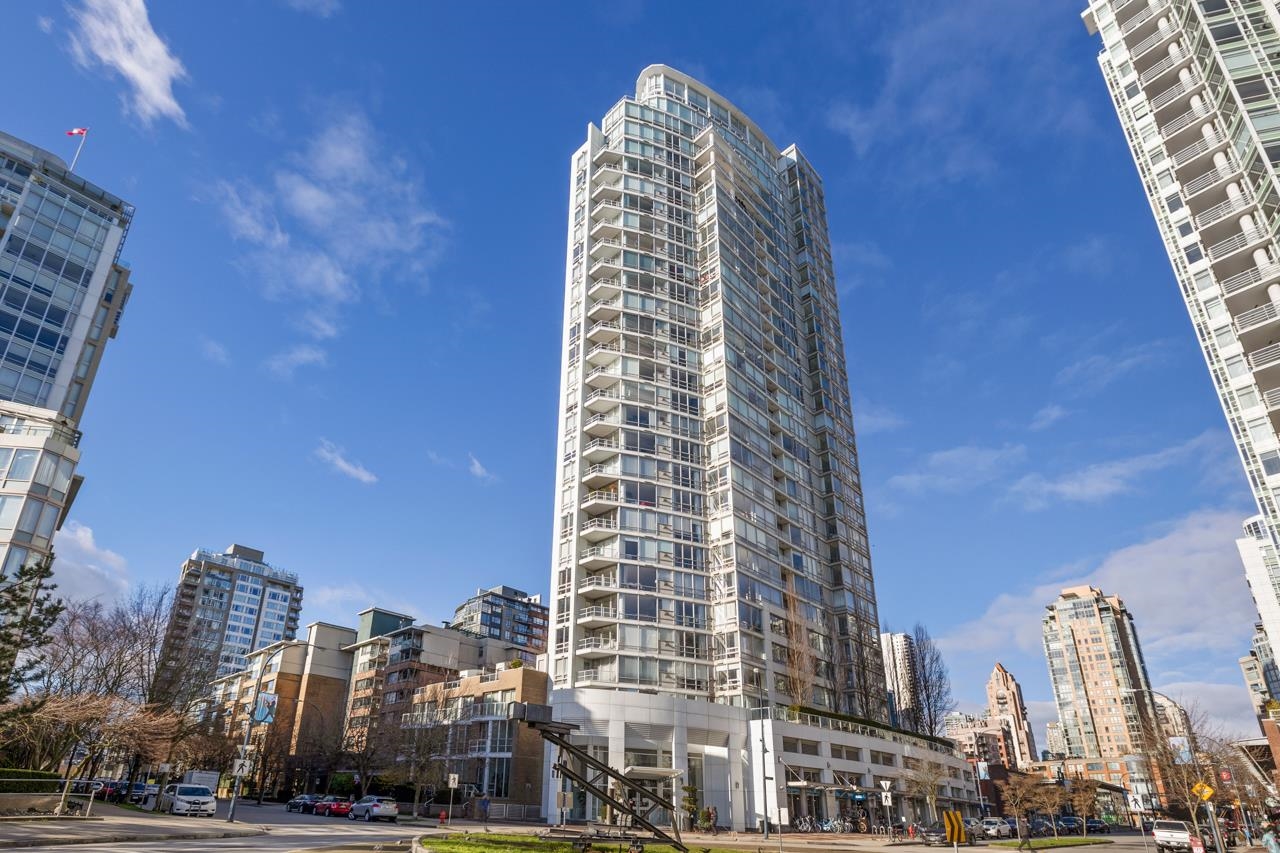 Yaletown Apartment/Condo for sale:  2 bedroom 1,163 sq.ft. (Listed 2023-01-08)