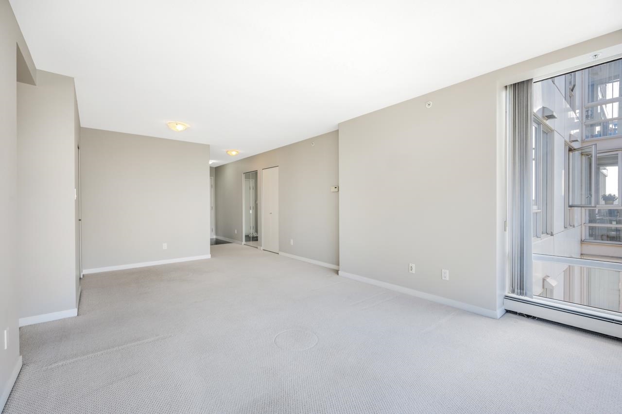 1901-1201 MARINASIDE CRESCENT, Vancouver, British Columbia, 2 Bedrooms Bedrooms, ,2 BathroomsBathrooms,Residential Attached,For Sale,R2744910