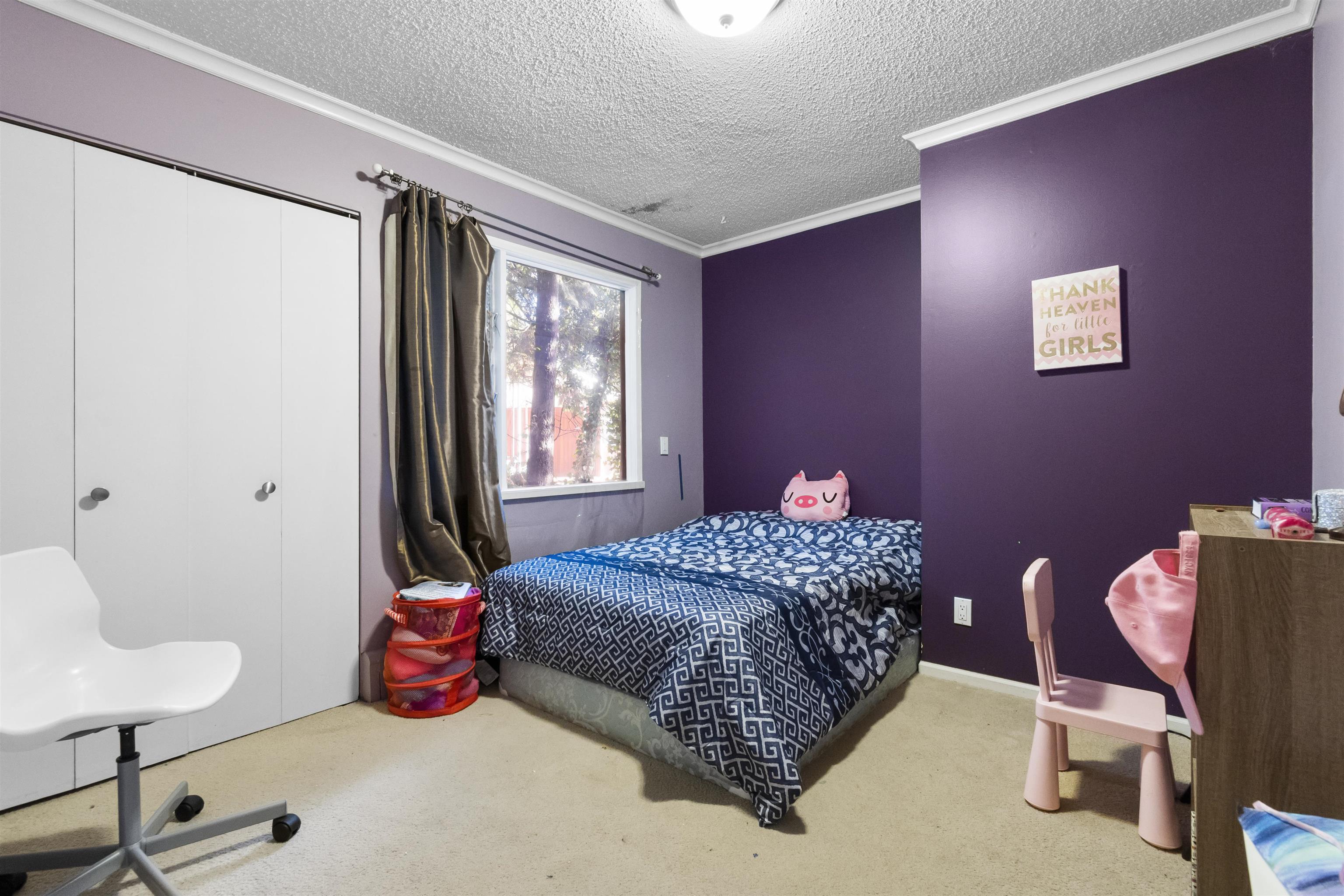 Listing image of 1085 PALMERSTON AVENUE