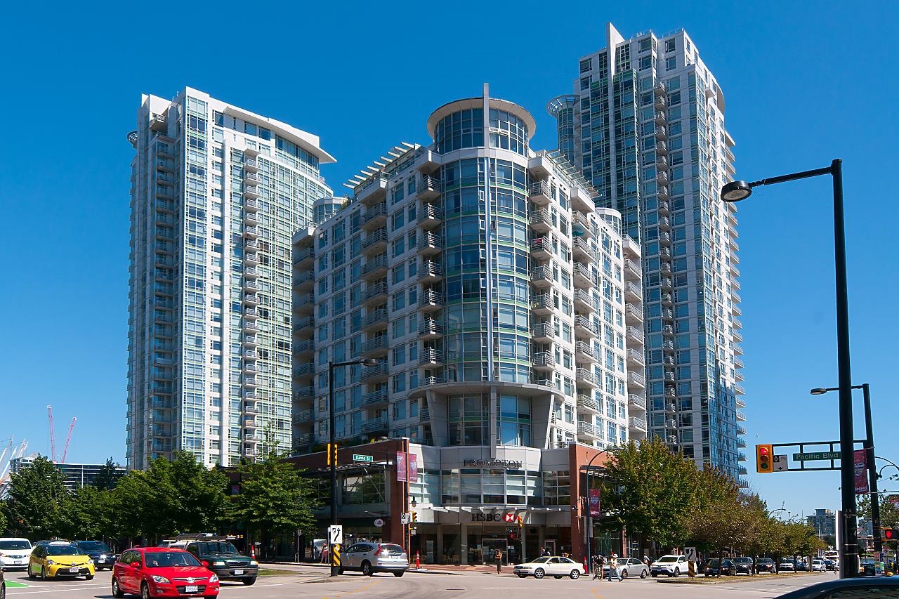 Yaletown Apartment/Condo for sale:  1 bedroom 722 sq.ft. (Listed 2023-01-17)