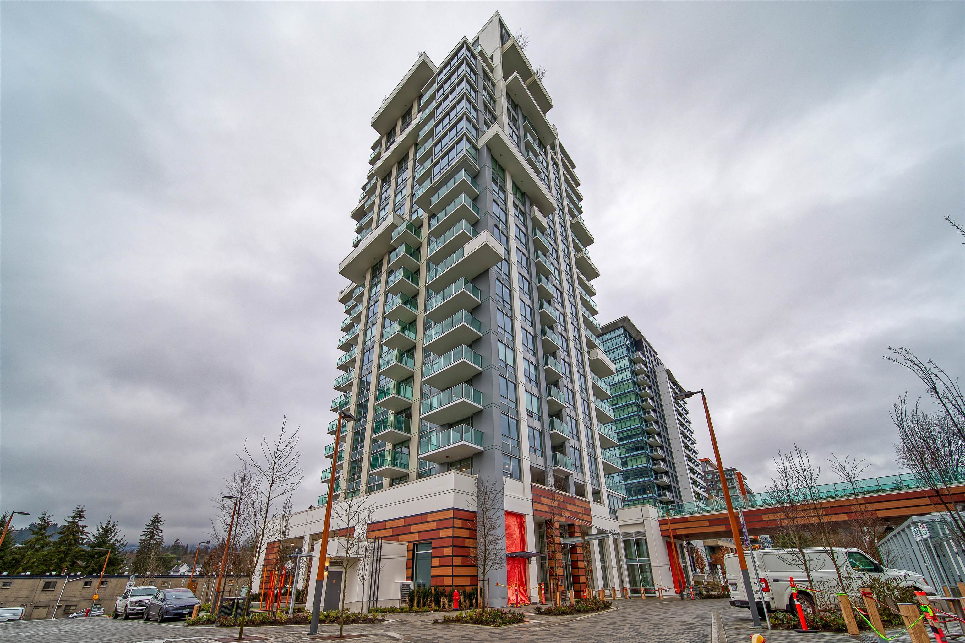 1306 1675 LIONS GATE LANE
