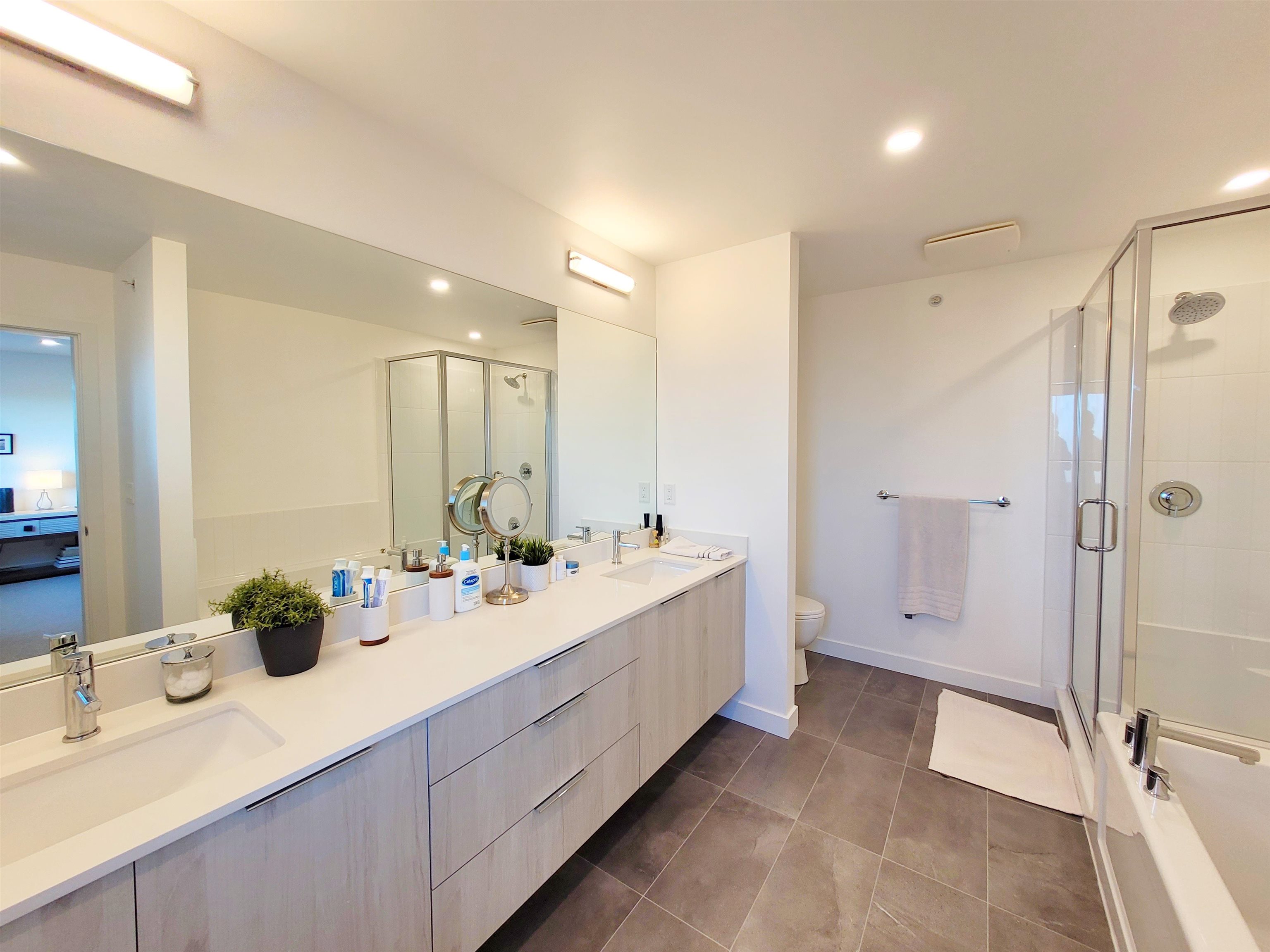 Wilson Lam Realtor, 4339 CORMORANT WAY, Tsawwassen, British Columbia V4M 0C8, 4 Bedrooms, 3 Bathrooms, Residential Detached,For Sale ,R2747965