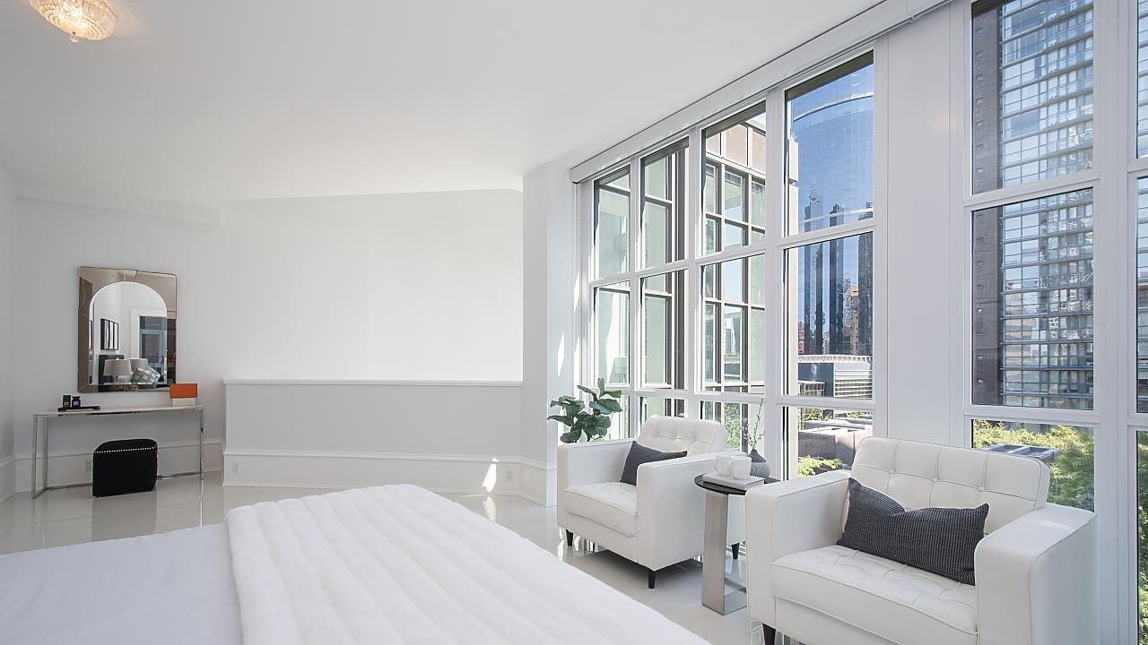 Wilson Lam Realtor, PH2-1102 HORNBY STREET, Vancouver, British Columbia V6Z 1V8, 3 Bedrooms, 4 Bathrooms, Residential Attached,For Sale ,R2747992