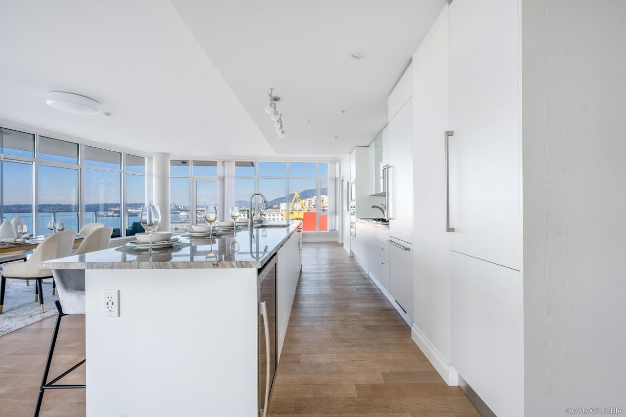 Michael Sung, 705-175 VICTORY SHIP WAY, North Vancouver, British Columbia, 4 Bedrooms, 4 Bathrooms, Residential Attached,For Sale ,R2748389